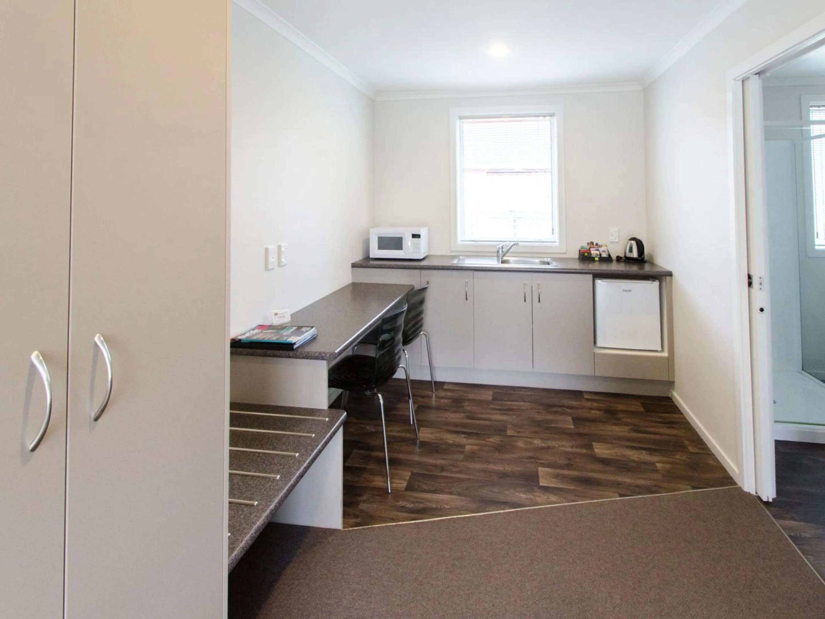 Coffee/tea facilities in ASURE Oakleigh Motel