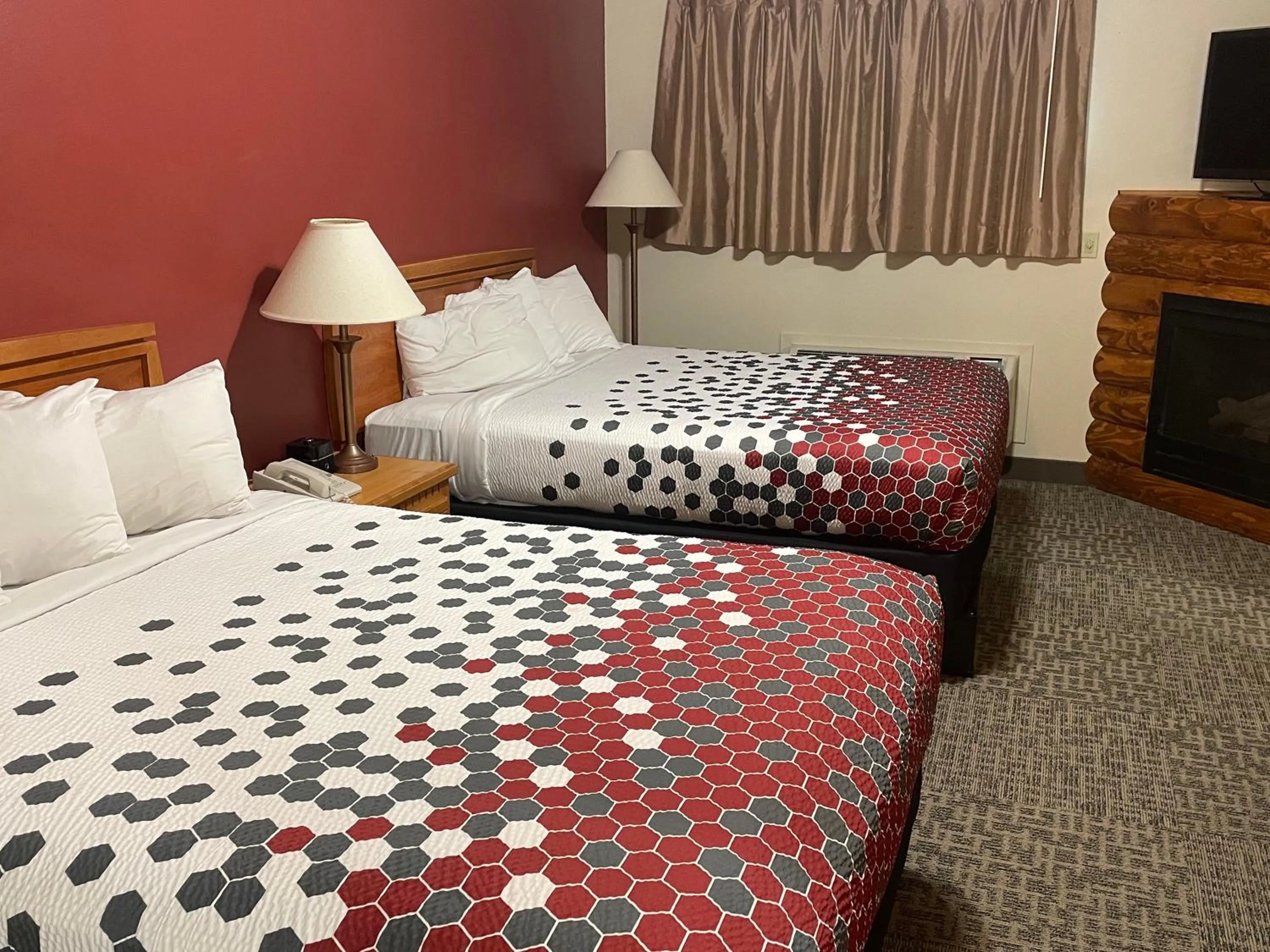 Harmony Inn & Suites