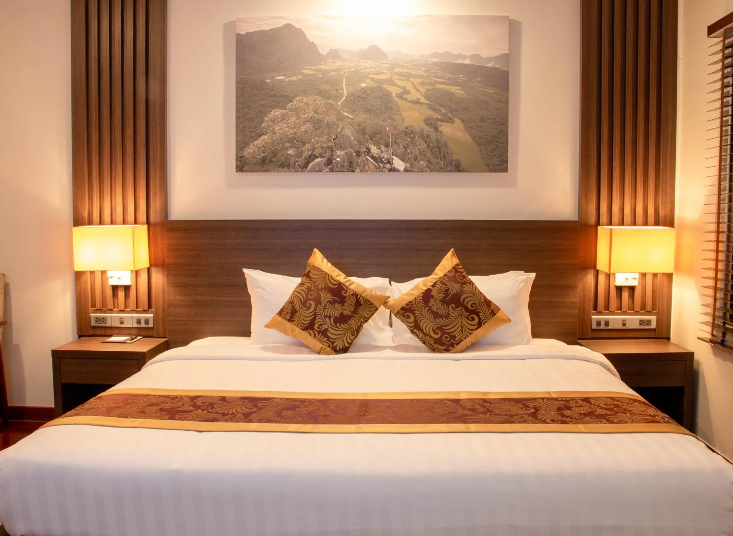 Bed in Tmark Resort Vangvieng