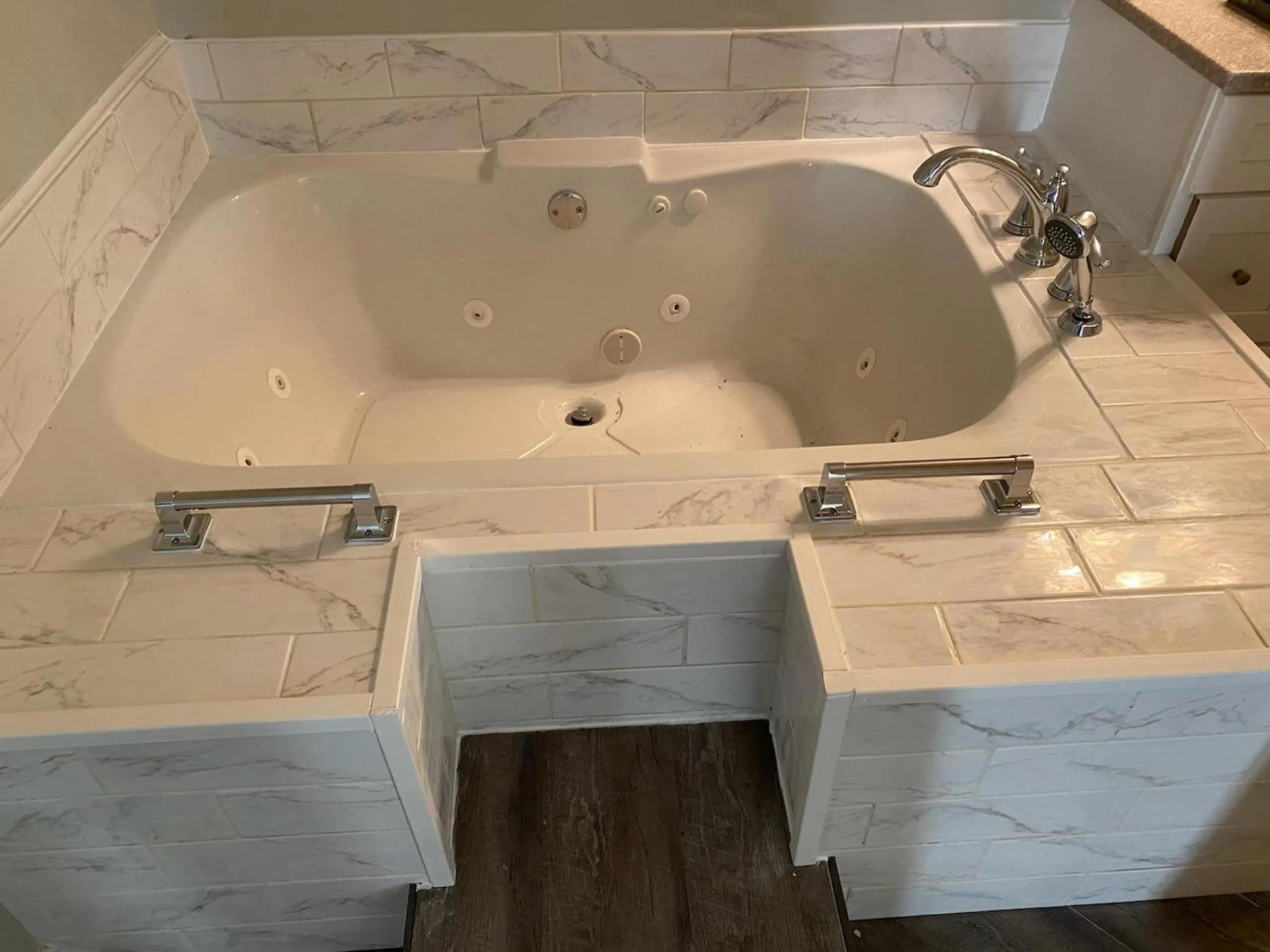 Gatlinburg Chateau Condo 506