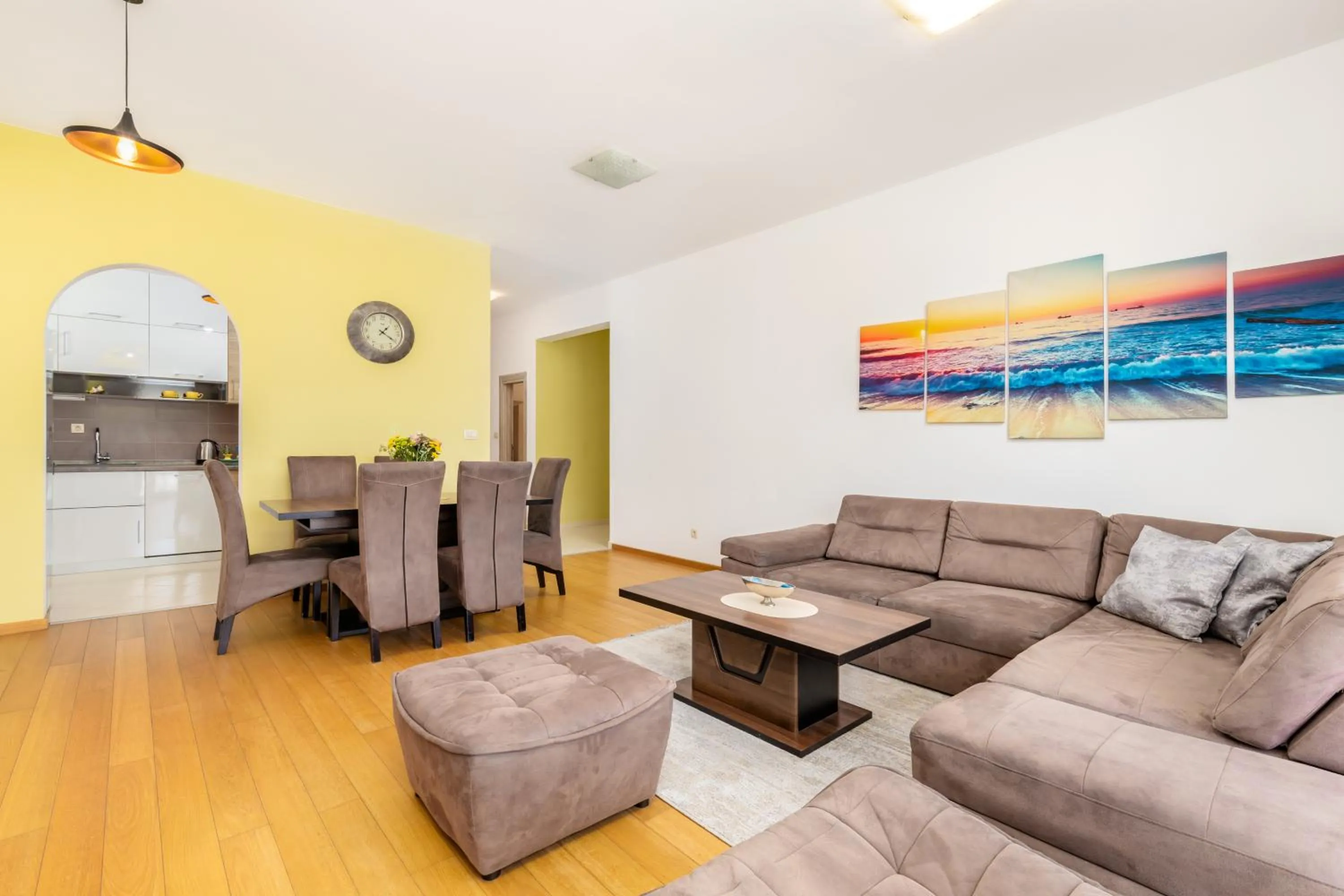 Living room in Apart hotel M S KATUNJANIN