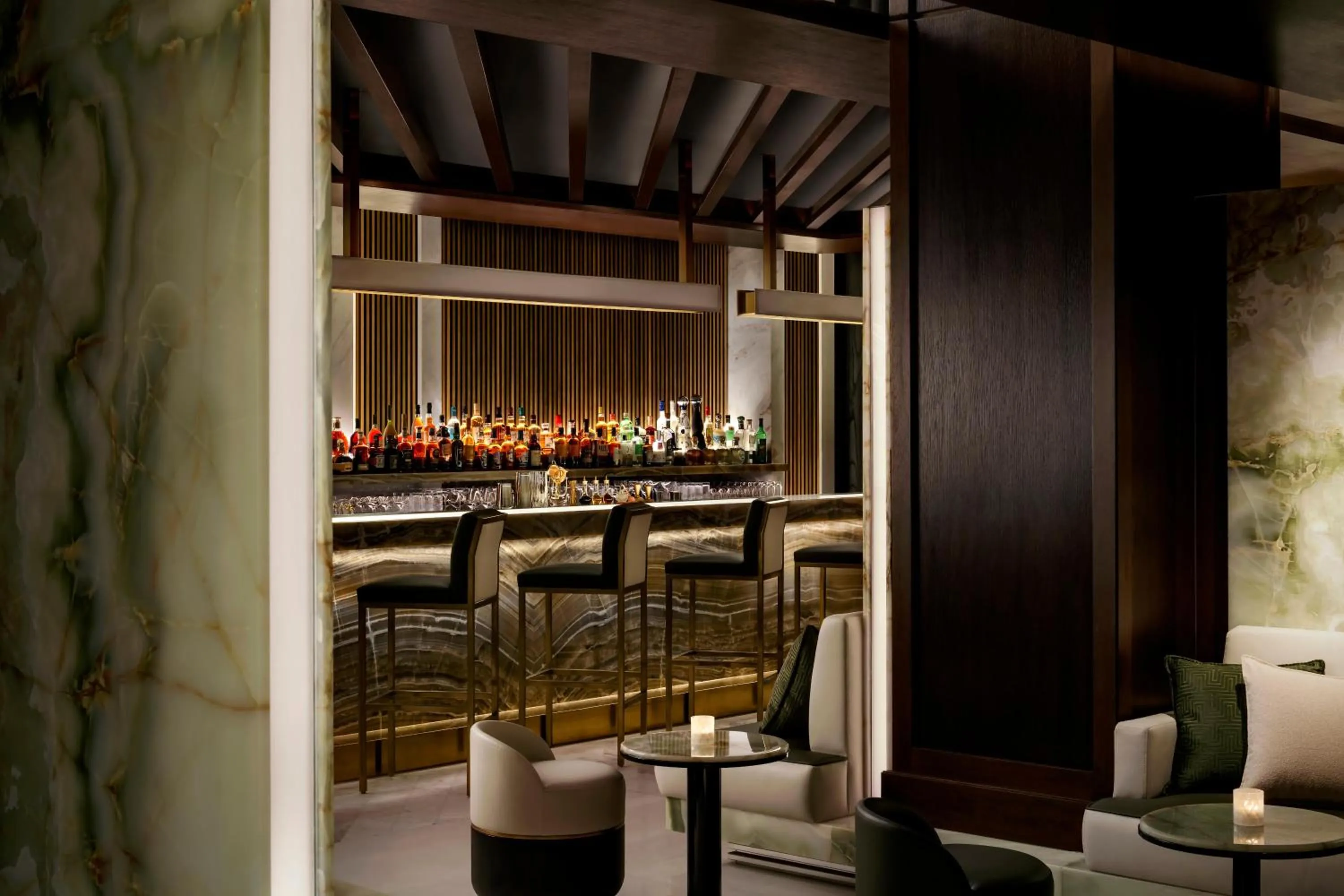 Restaurant/places to eat in Atlantis The Royal