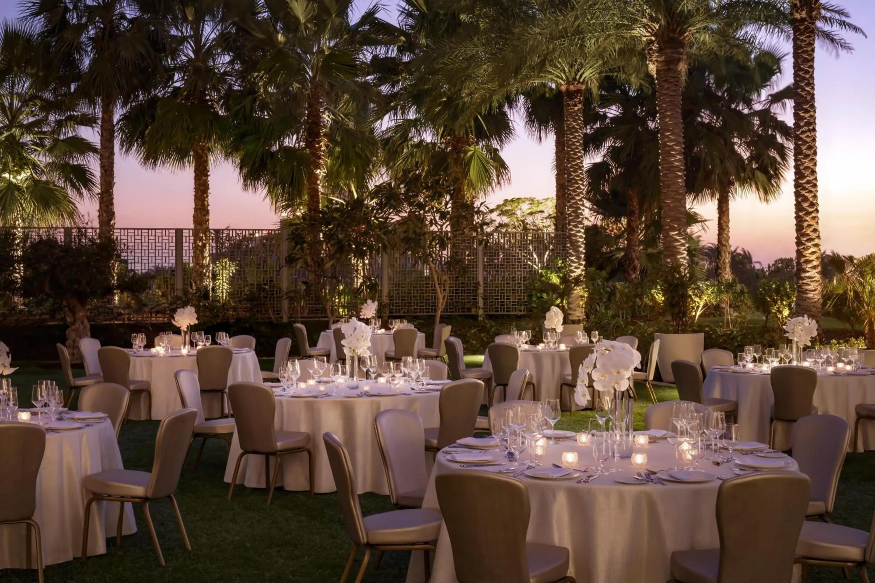 Property building in Atlantis The Royal