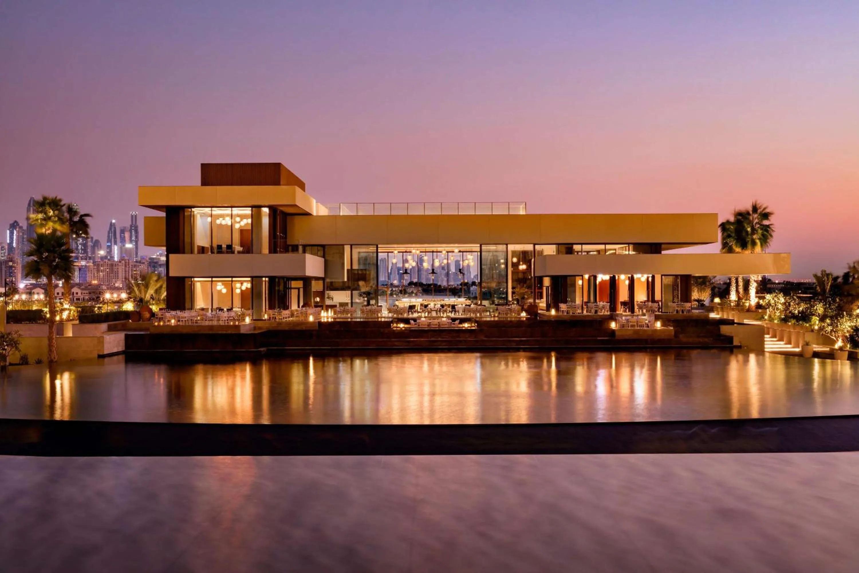 Restaurant/places to eat in Atlantis The Royal