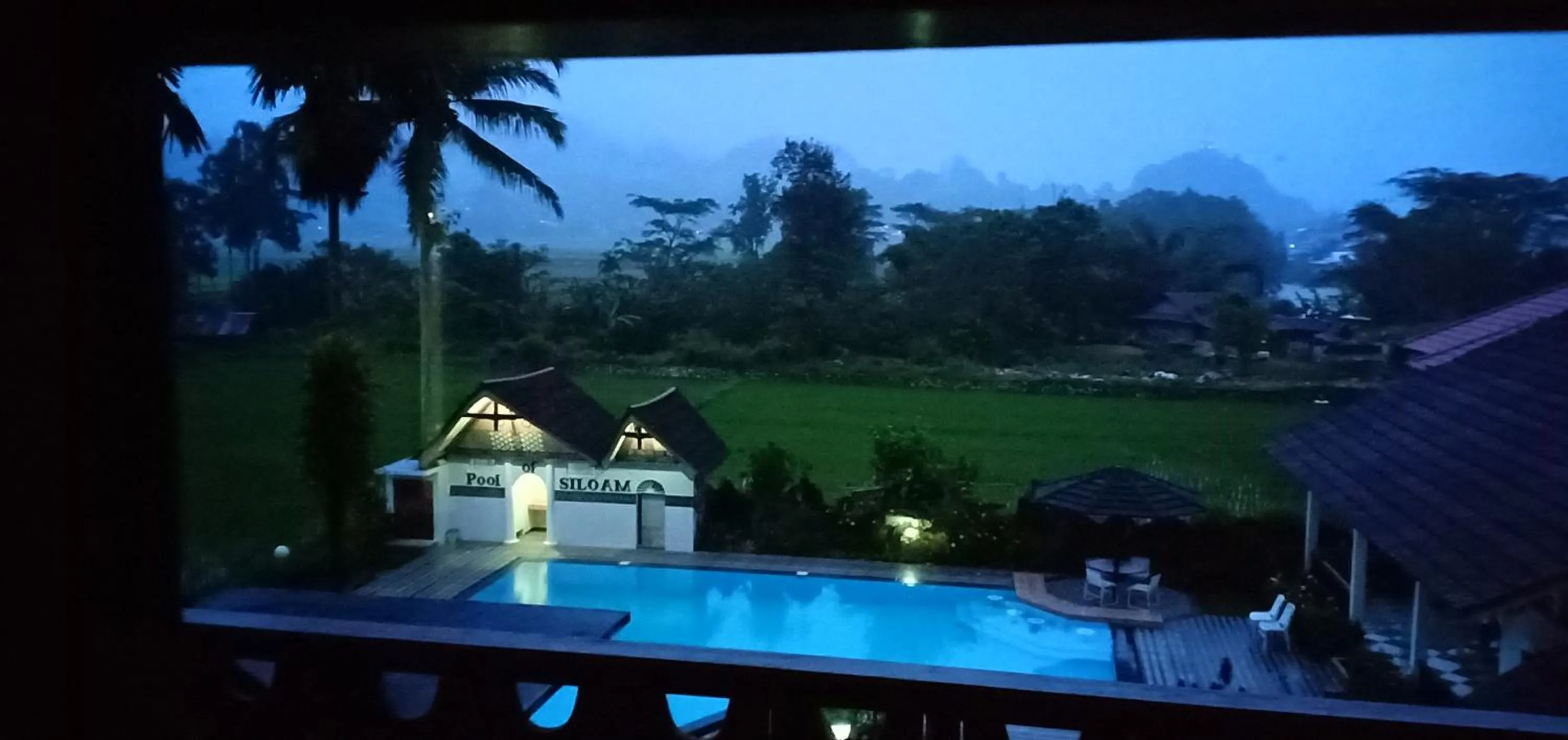 Swimming pool in Toraja Torsina Hotel