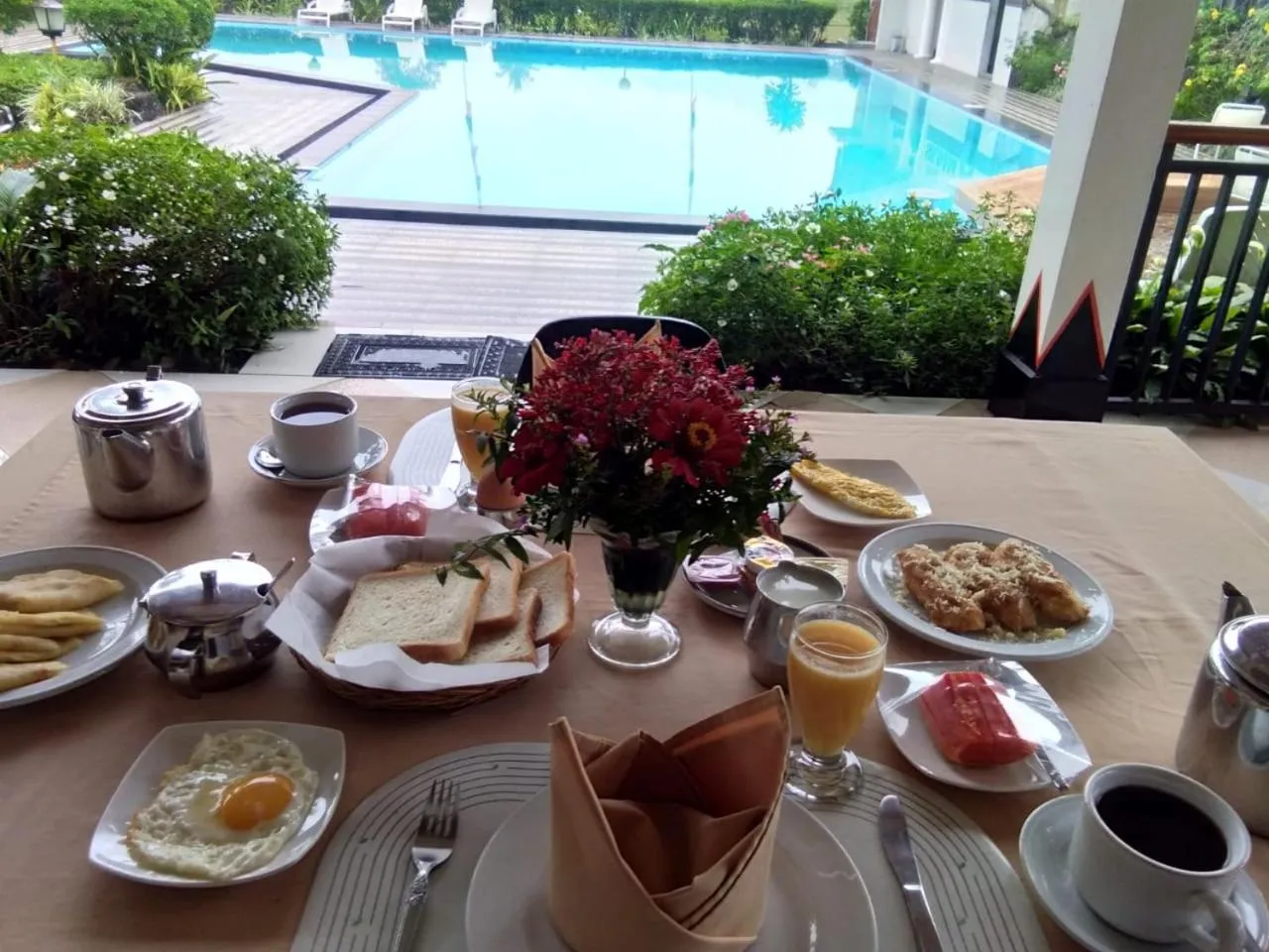 Breakfast in Toraja Torsina Hotel