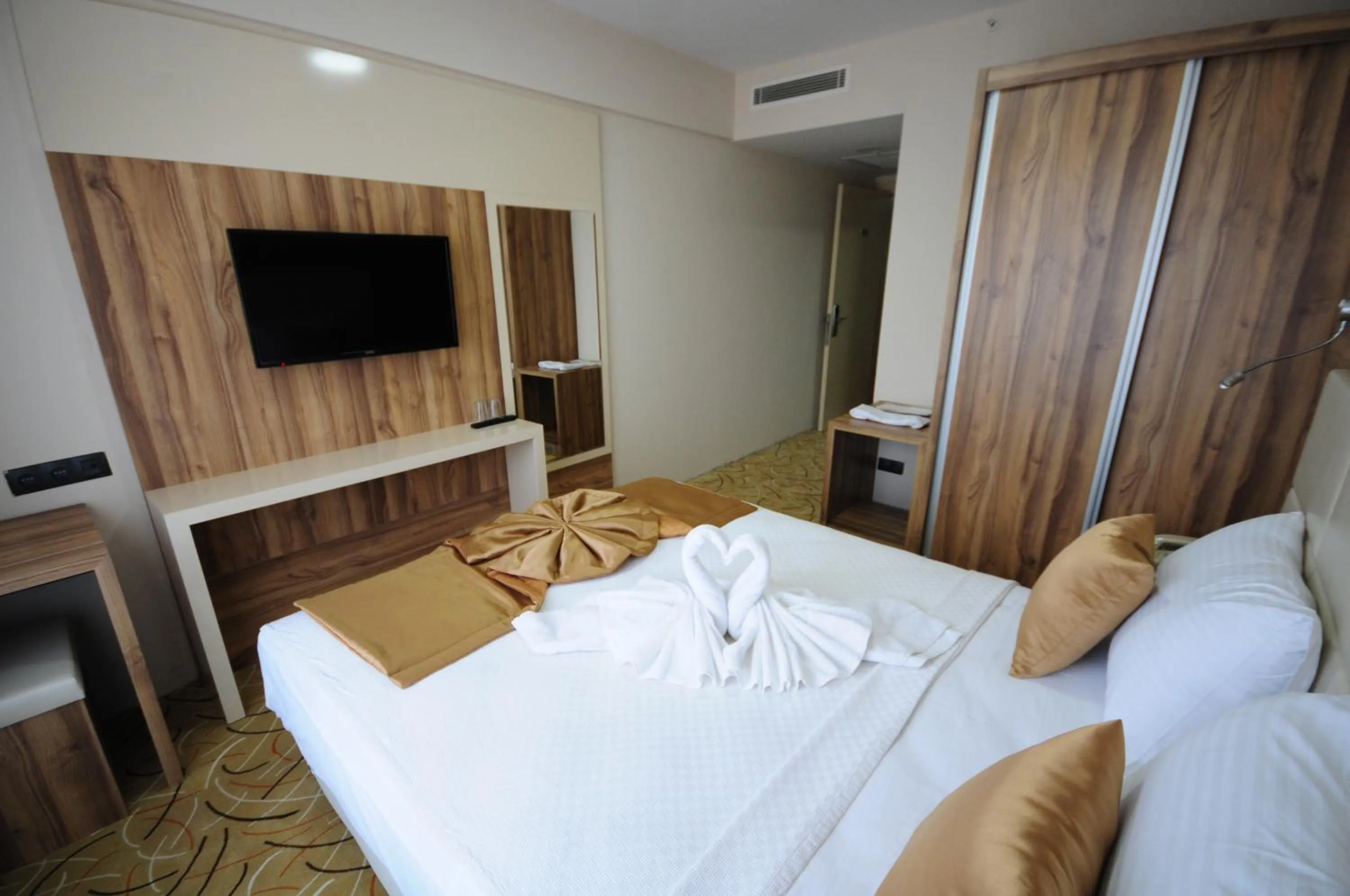 Bed in Grand Hekimoğlu HOTELS