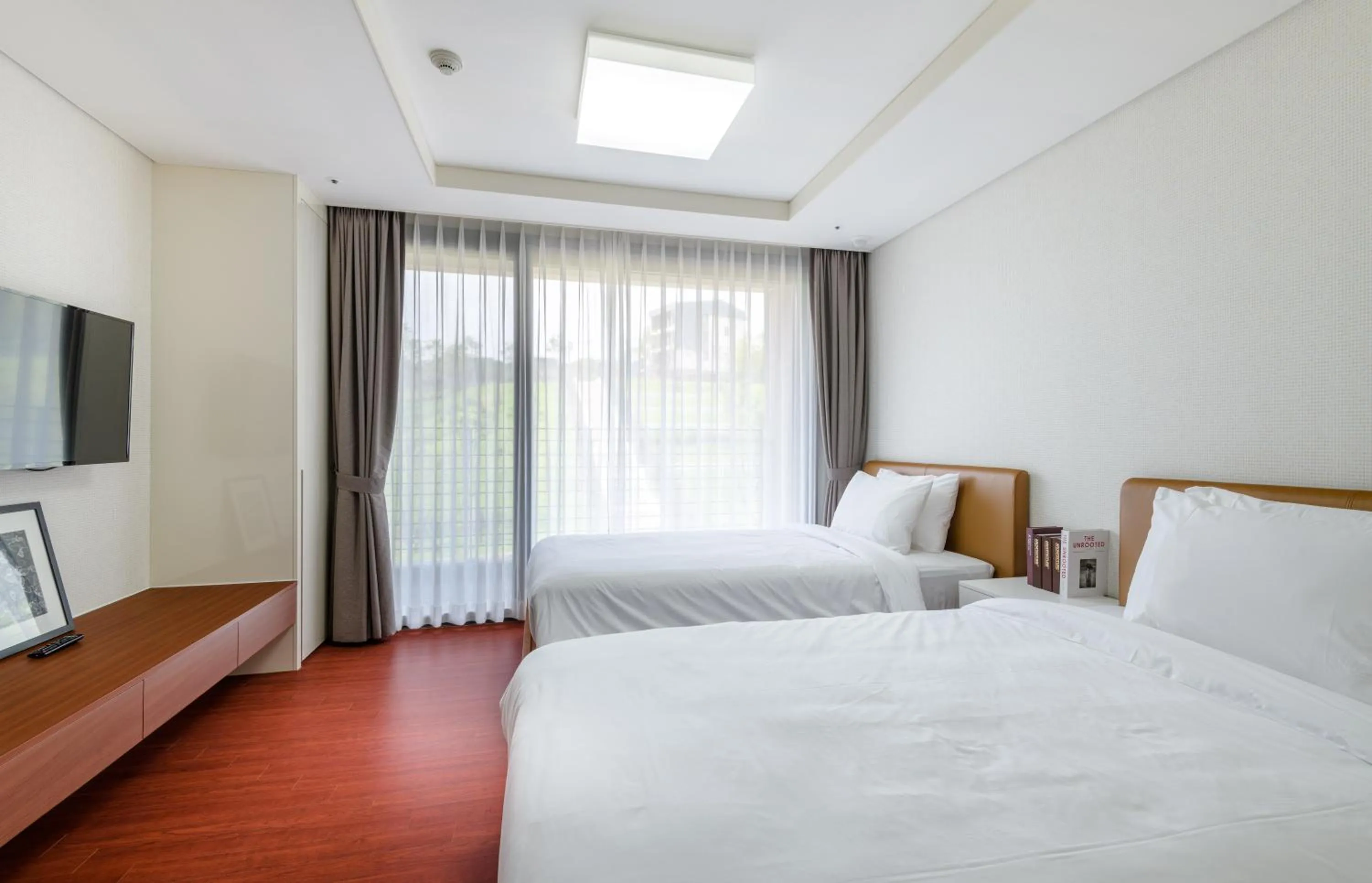 Bed in Seaside Arden