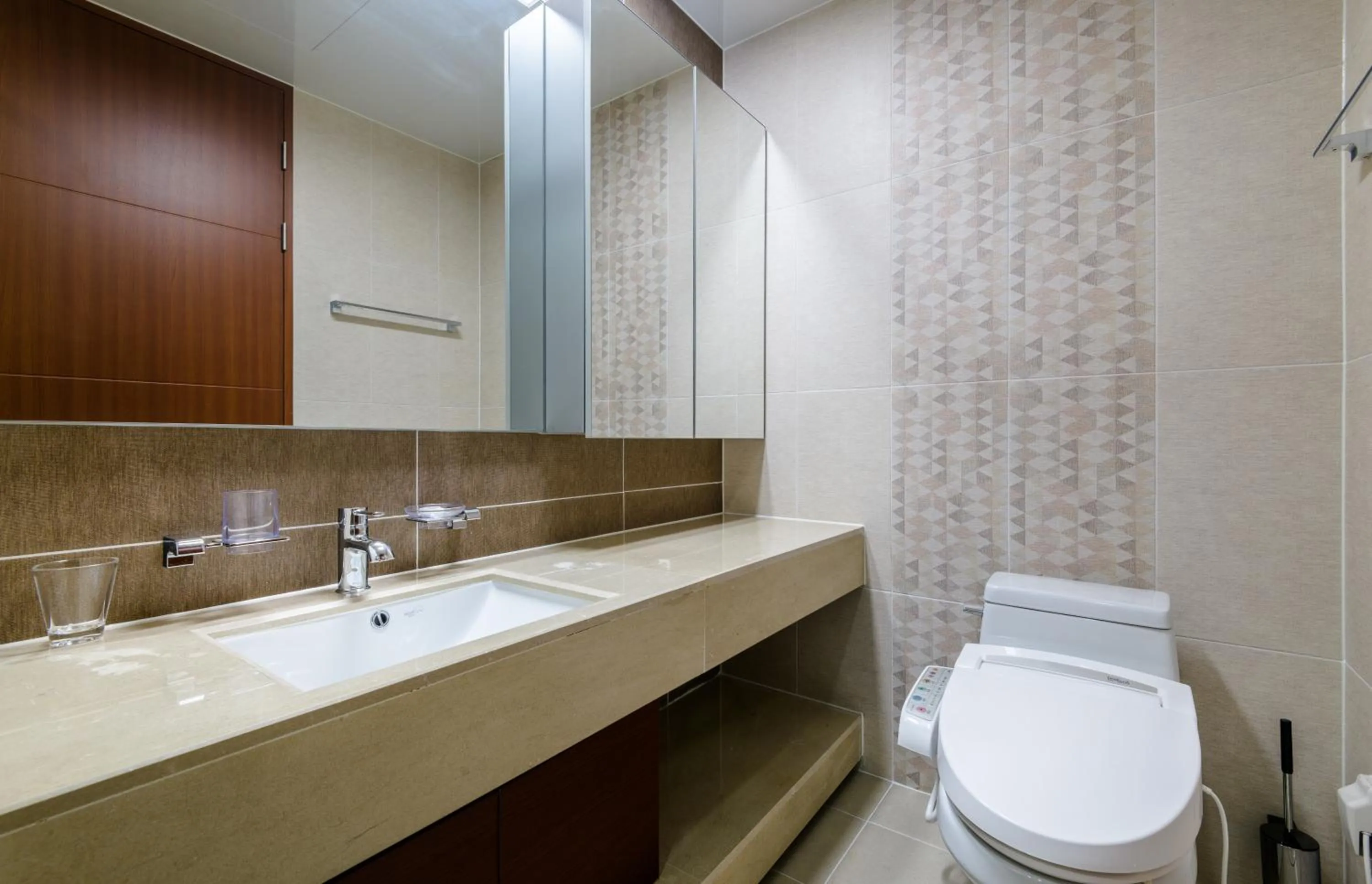 Toilet in Seaside Arden