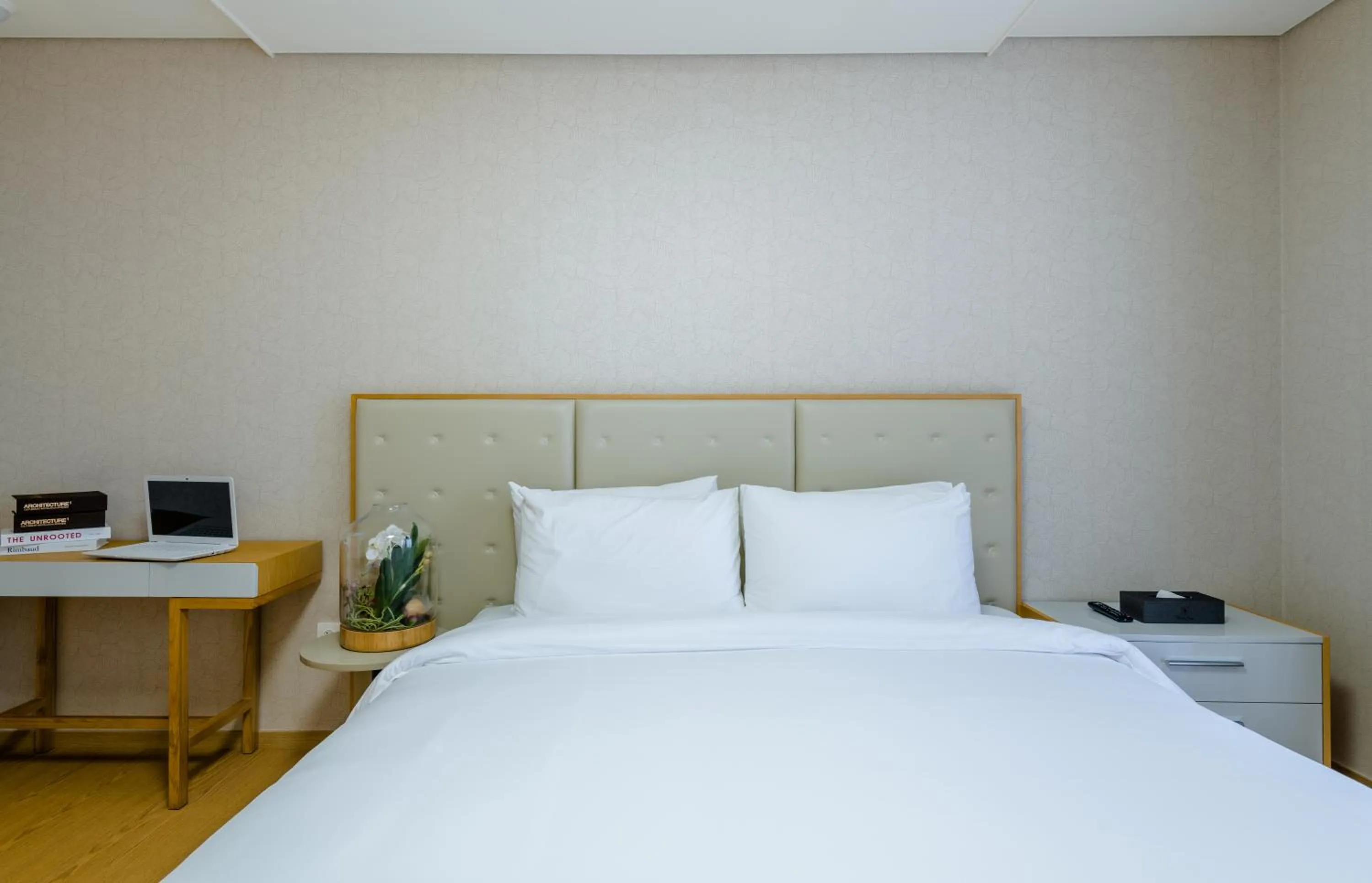 Bed in Seaside Arden