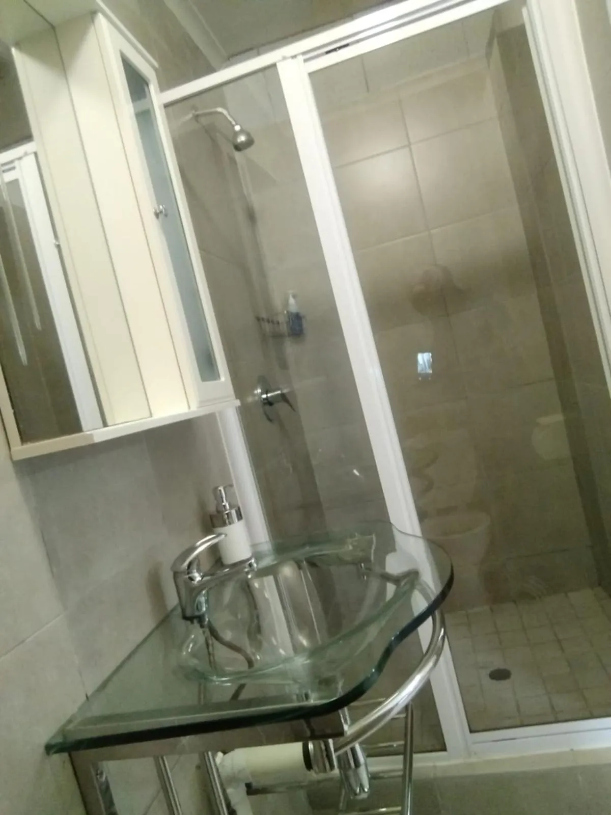 Shower in Nkosazana Guest House