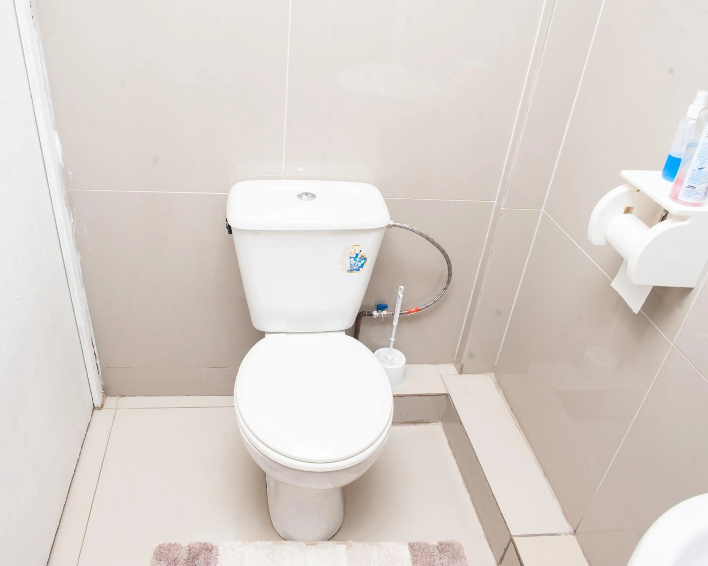 Toilet in Nkosazana Guest House