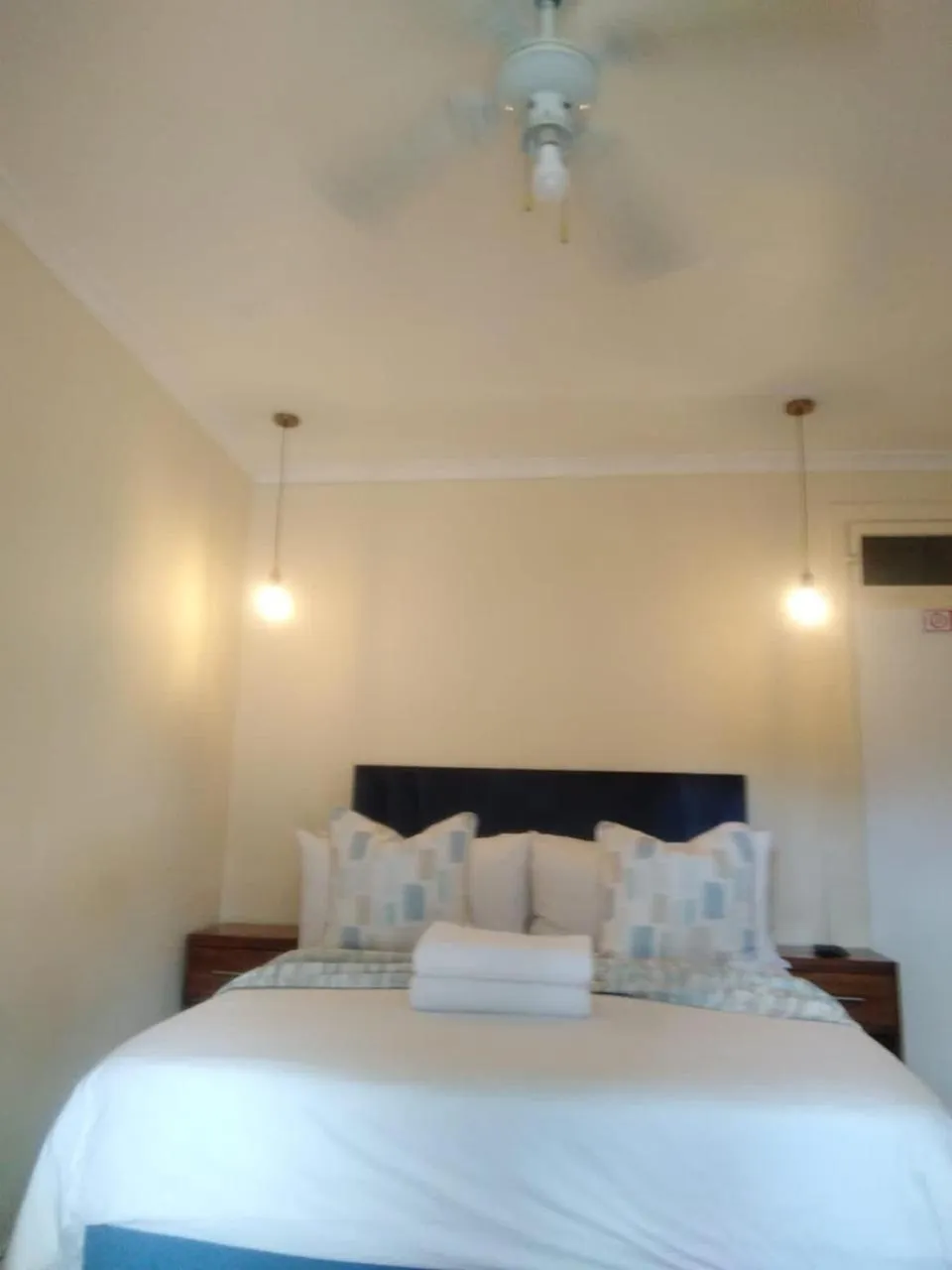 Bed in Nkosazana Guest House