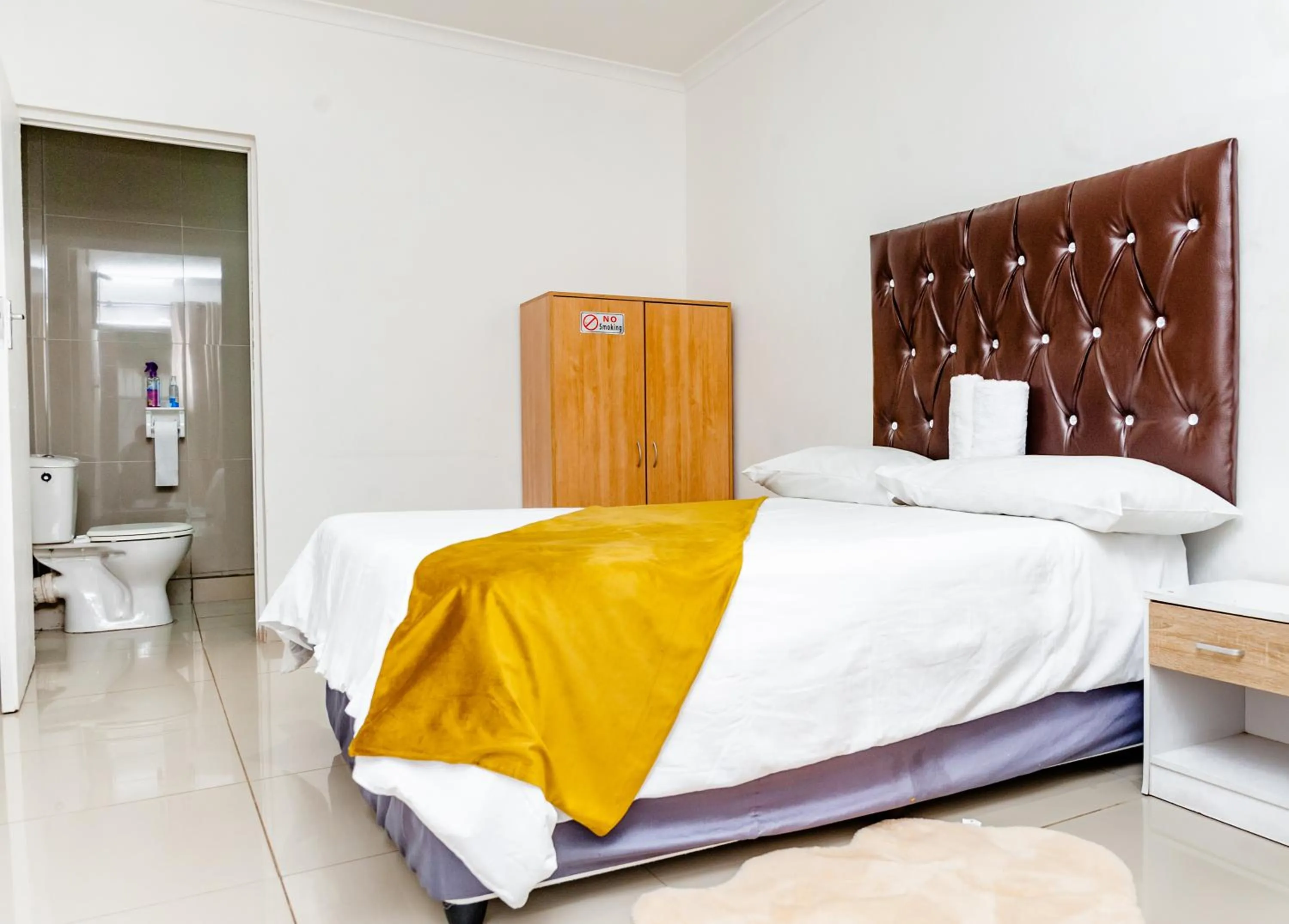 Photo of the whole room, Bed in Nkosazana Guest House