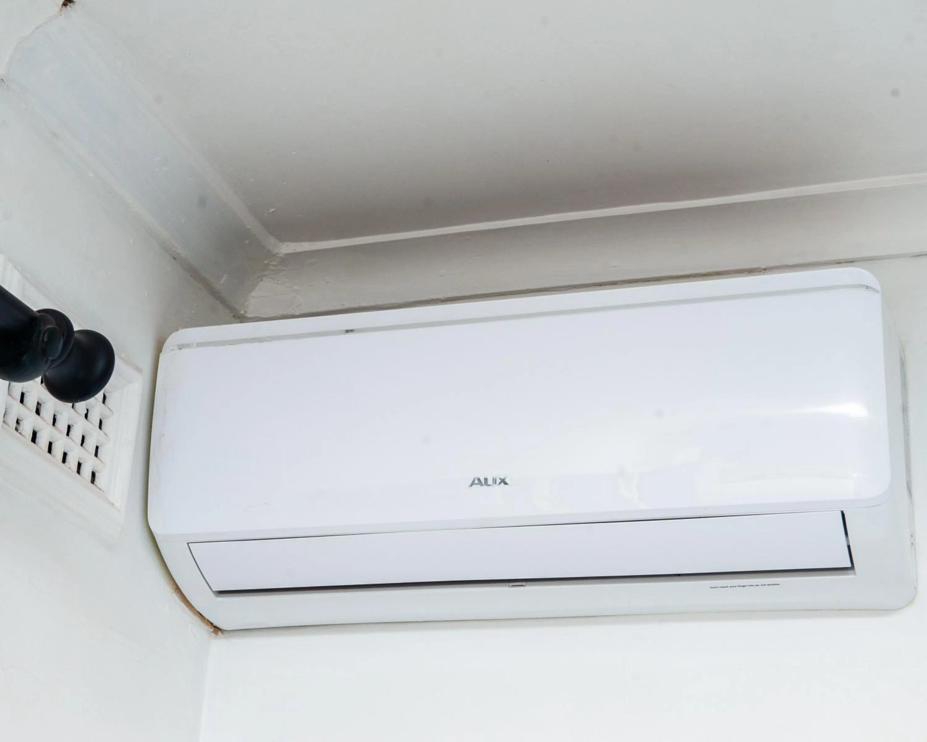 air conditioner in Nkosazana Guest House