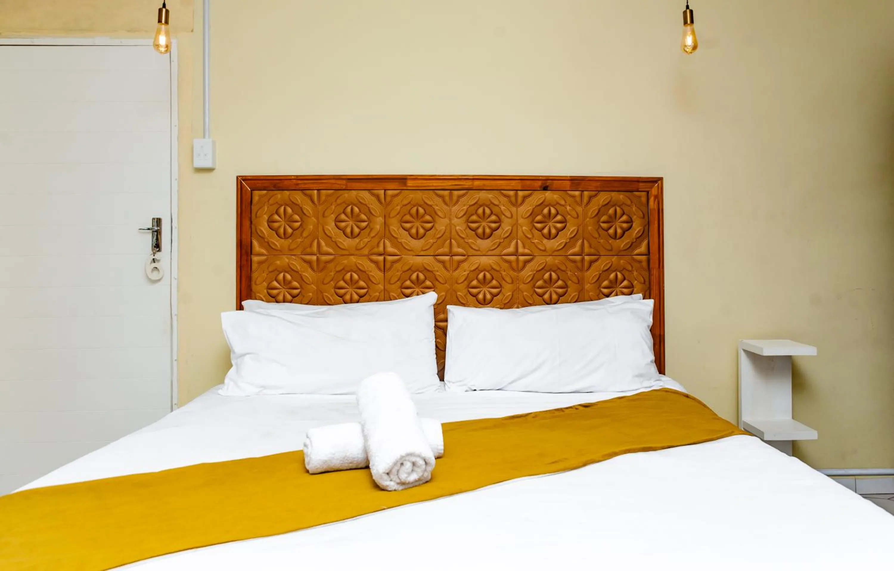 Bed in Nkosazana Guest House