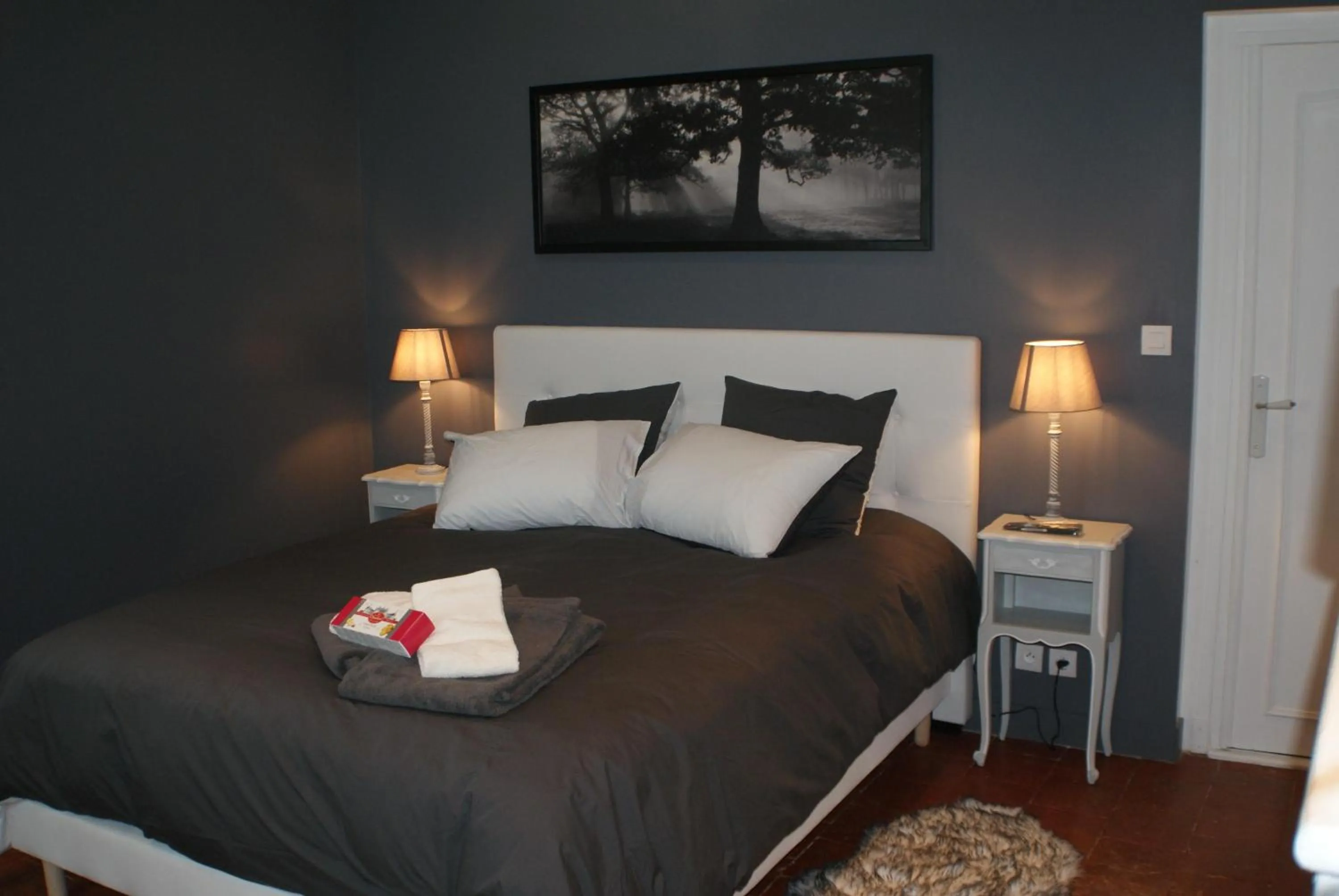 Bed in Le Chateau de la Barre