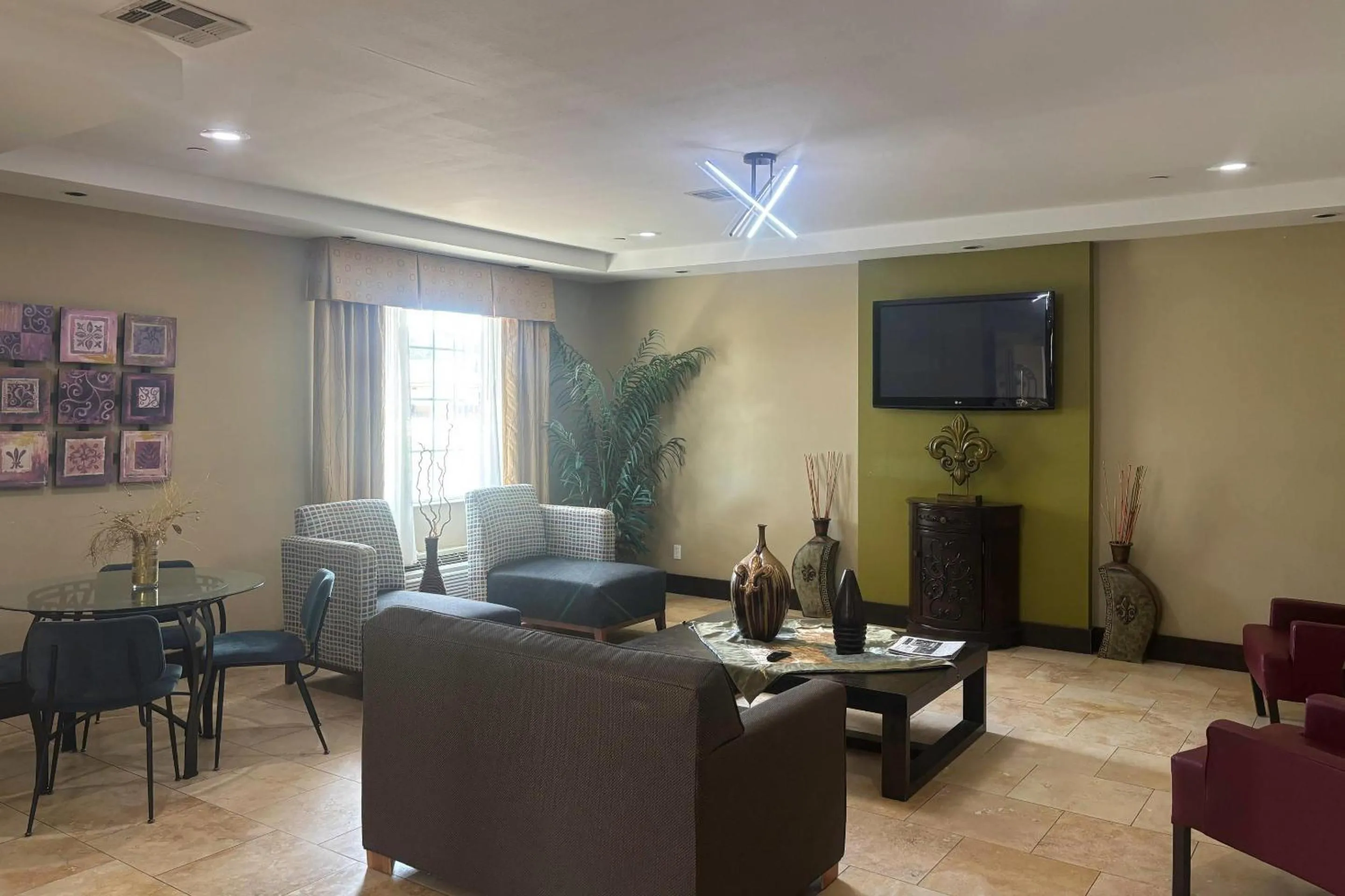 Lobby or reception in Rodeway Inn & Suites Winnfield