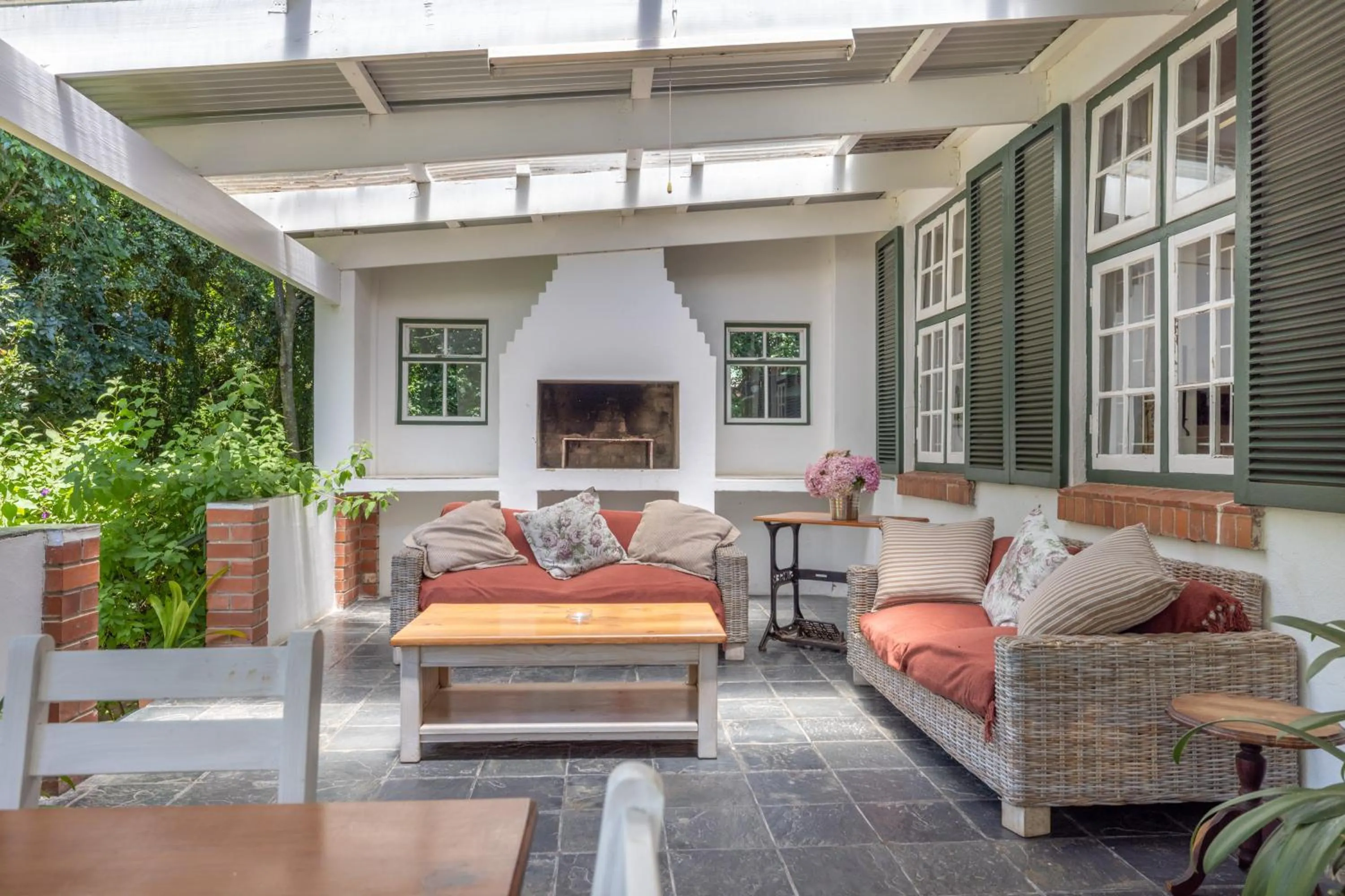 Patio in Lanherne Guest House Bed & Breakfast