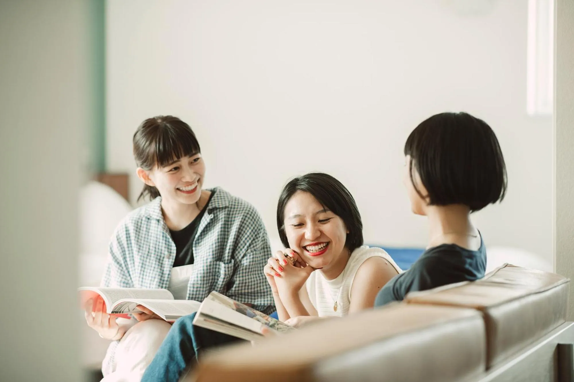 People in Seacruise House Navio