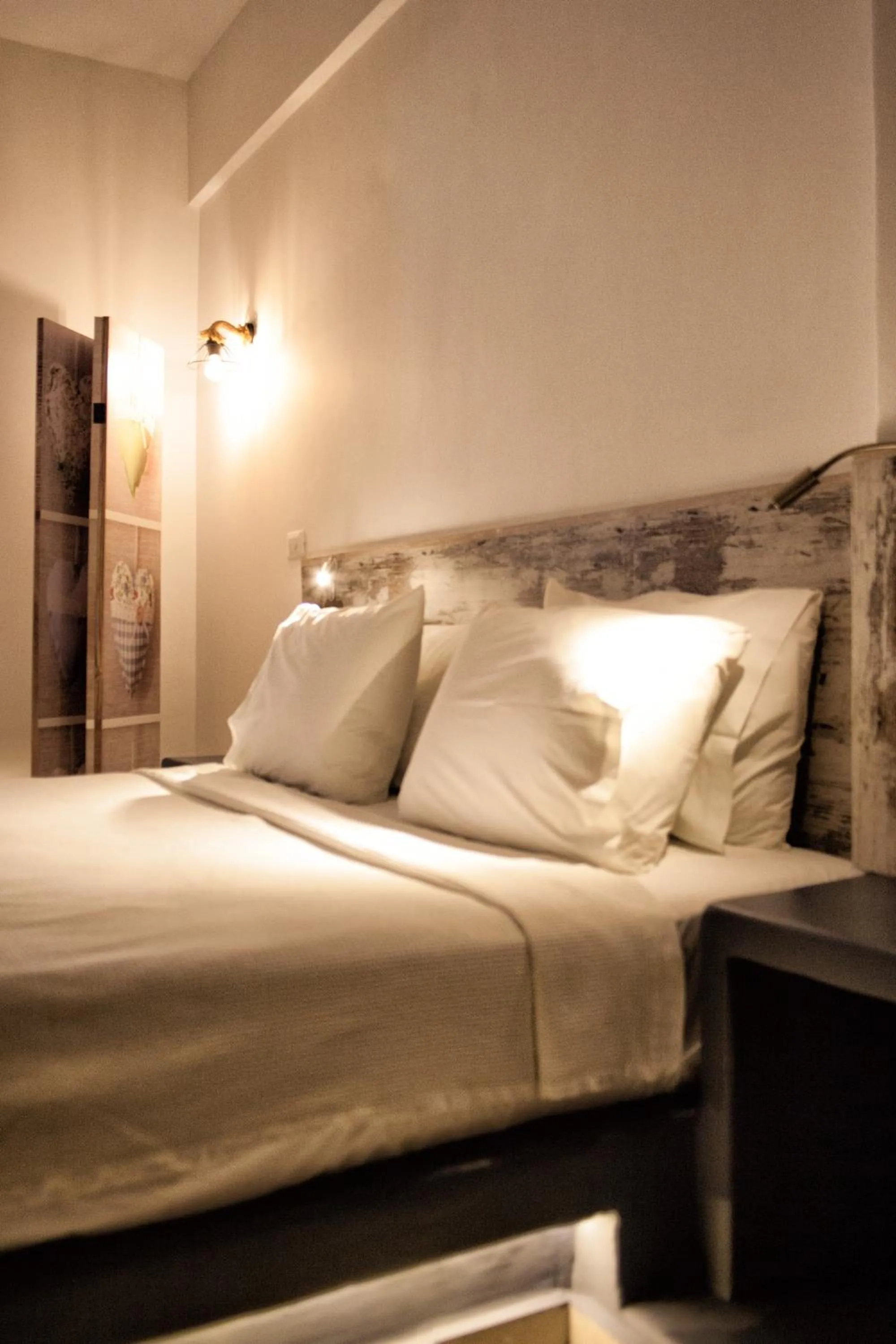 Coffee/tea facilities, Bed in Villa Galaxy Santorini