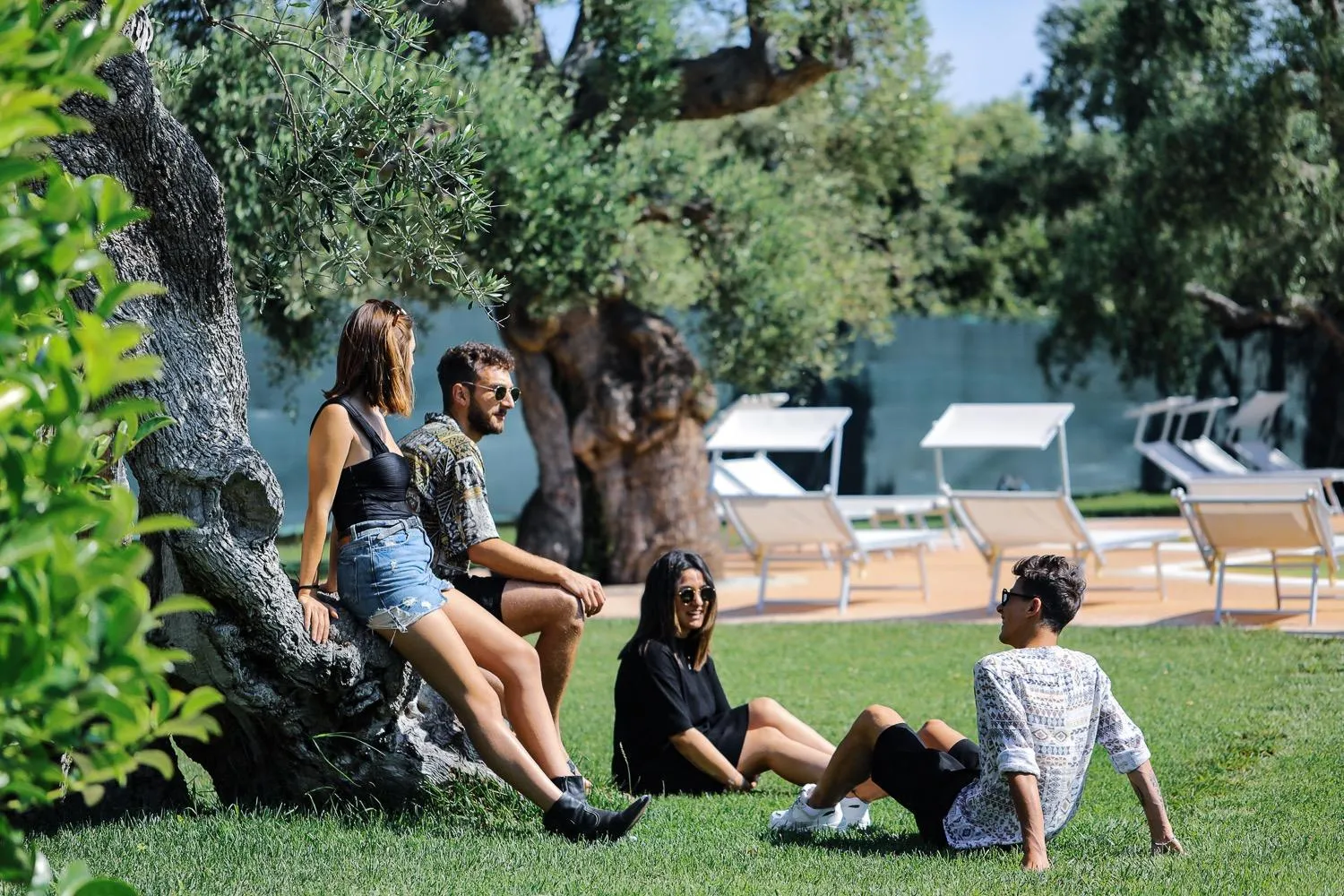 People in Hotel Eden