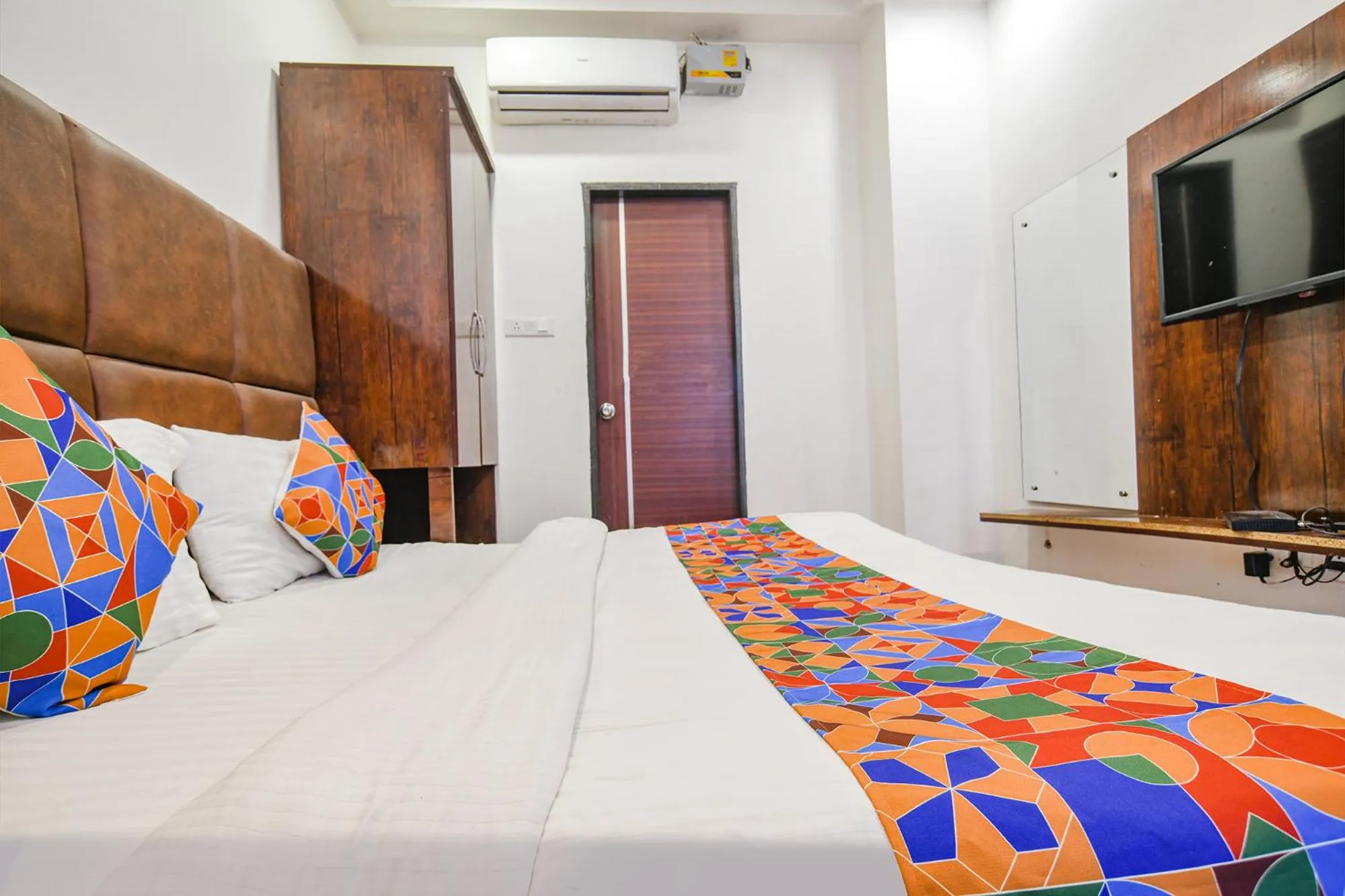 Bed in FabHotel S Pride