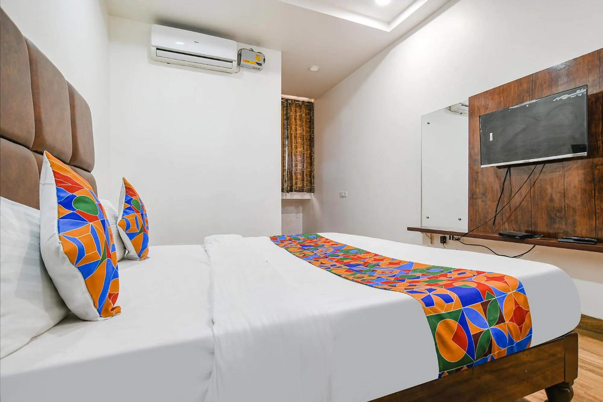 Bed in FabHotel S Pride