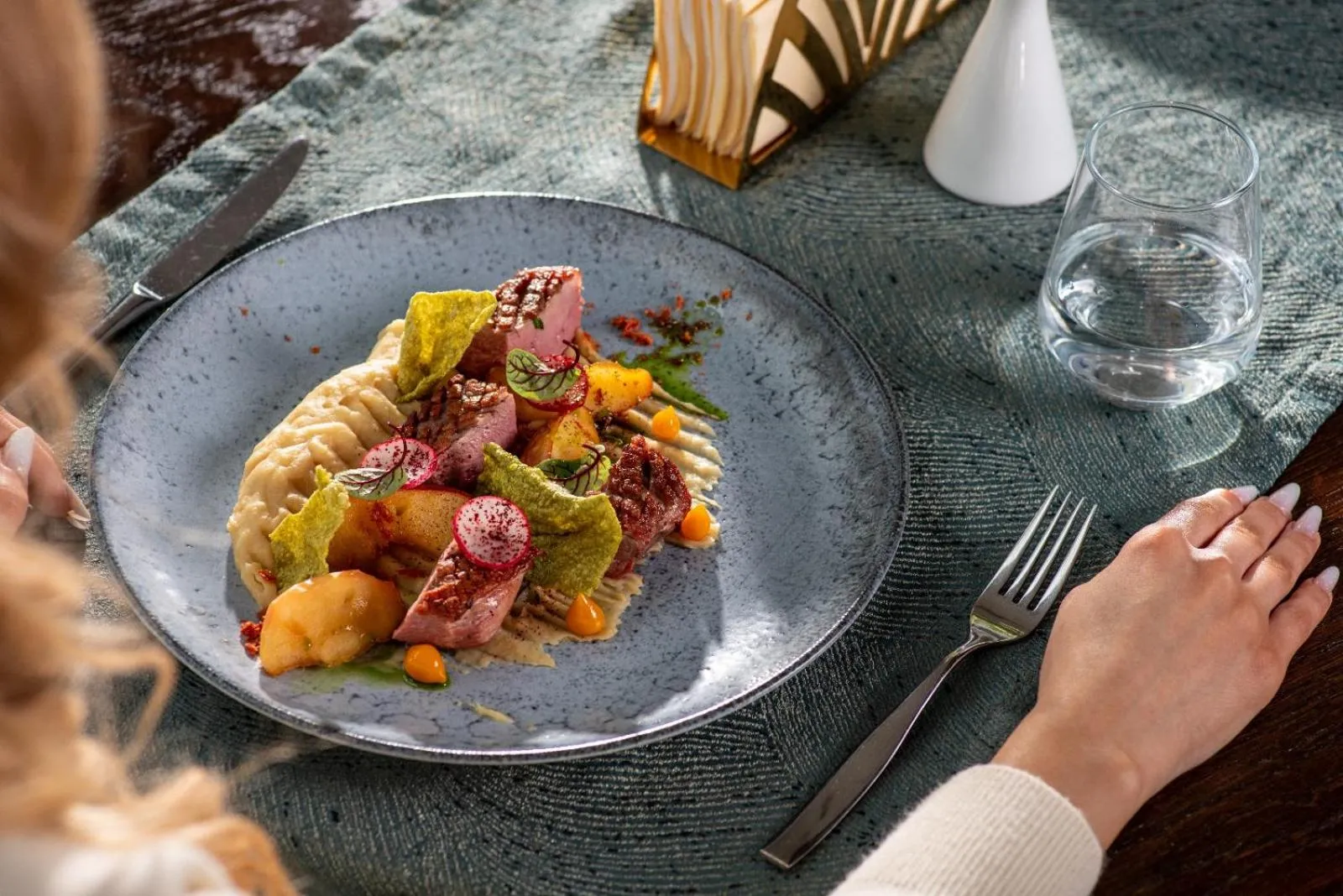 Restaurant/places to eat in Castelnor