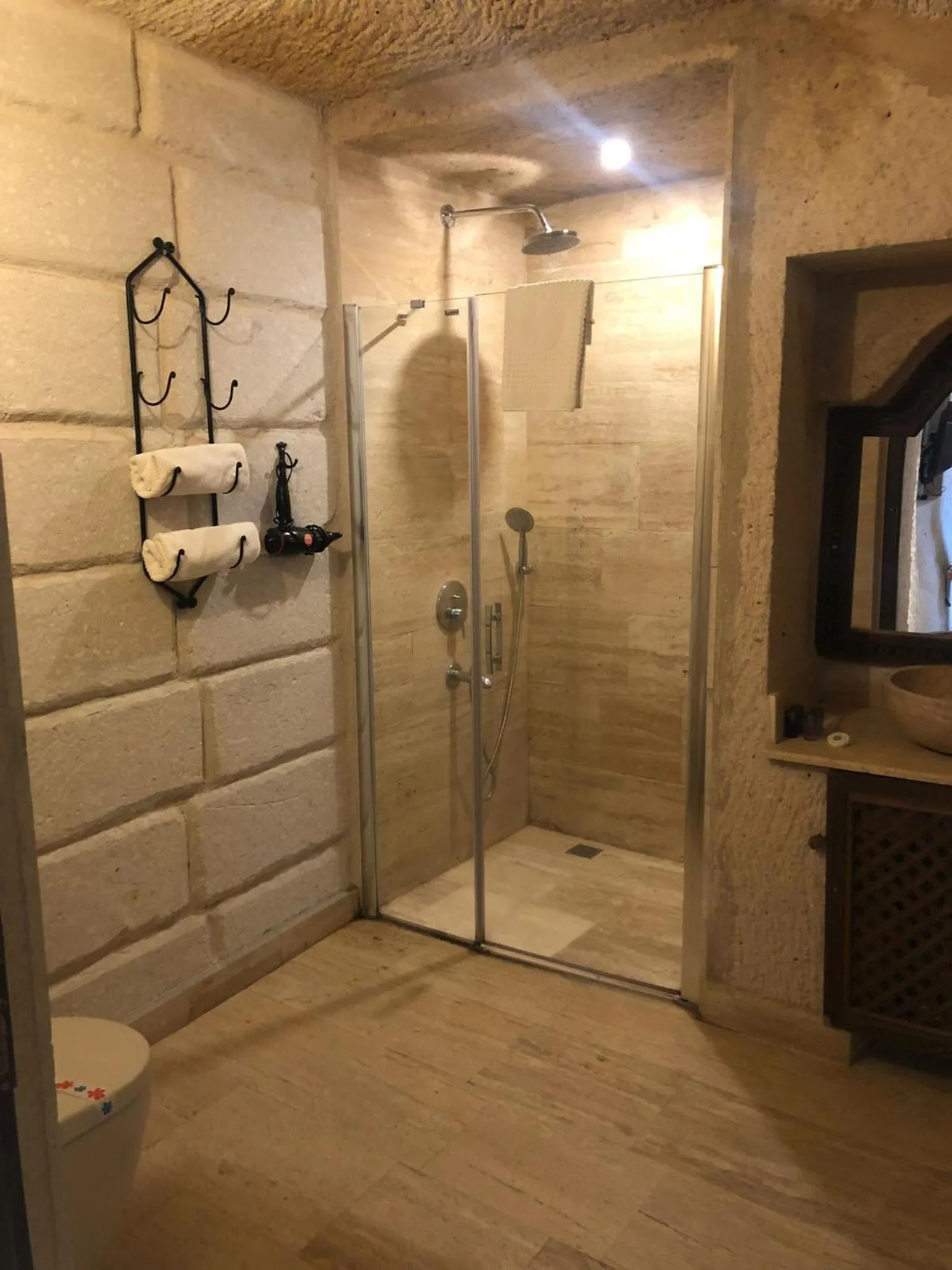 Shower in Corner İn Cappadocia