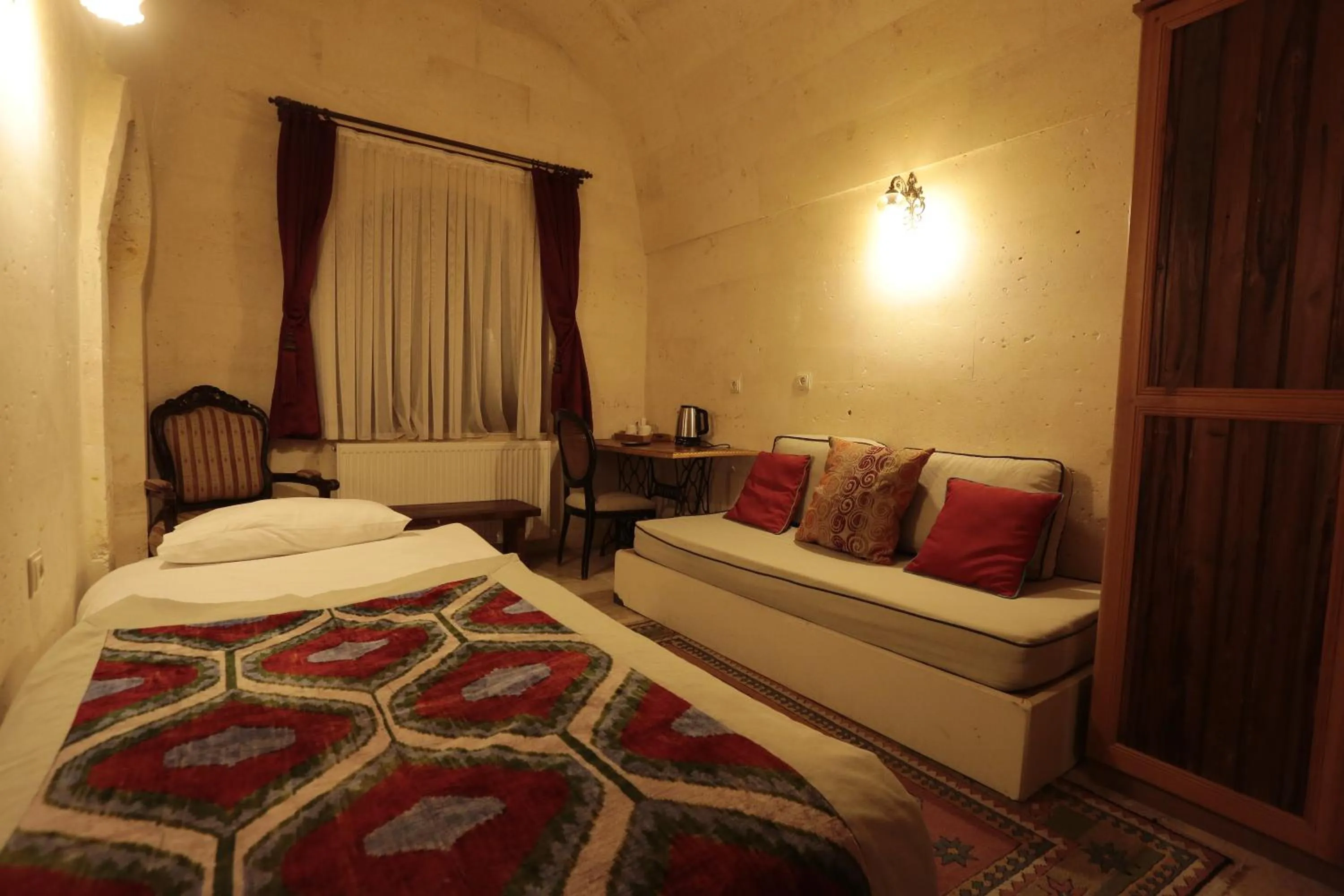 Bed in Corner İn Cappadocia