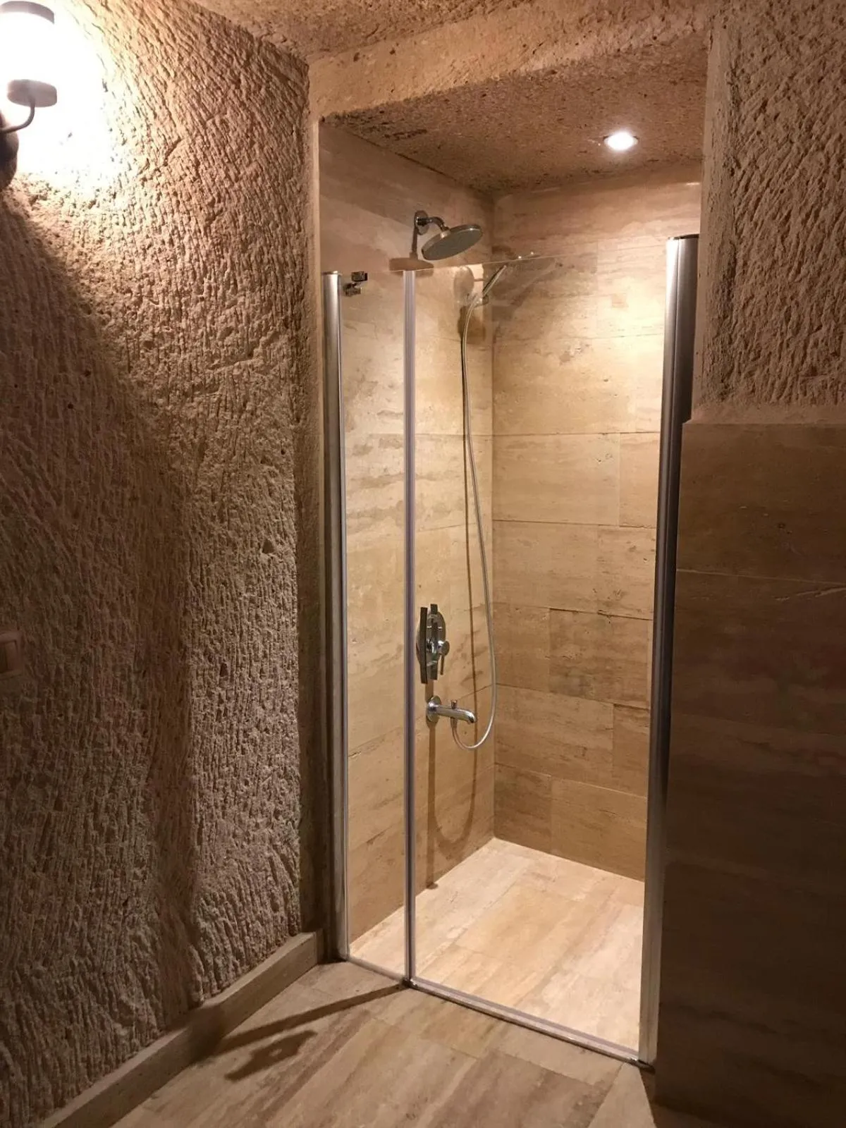 Bathroom in Corner İn Cappadocia