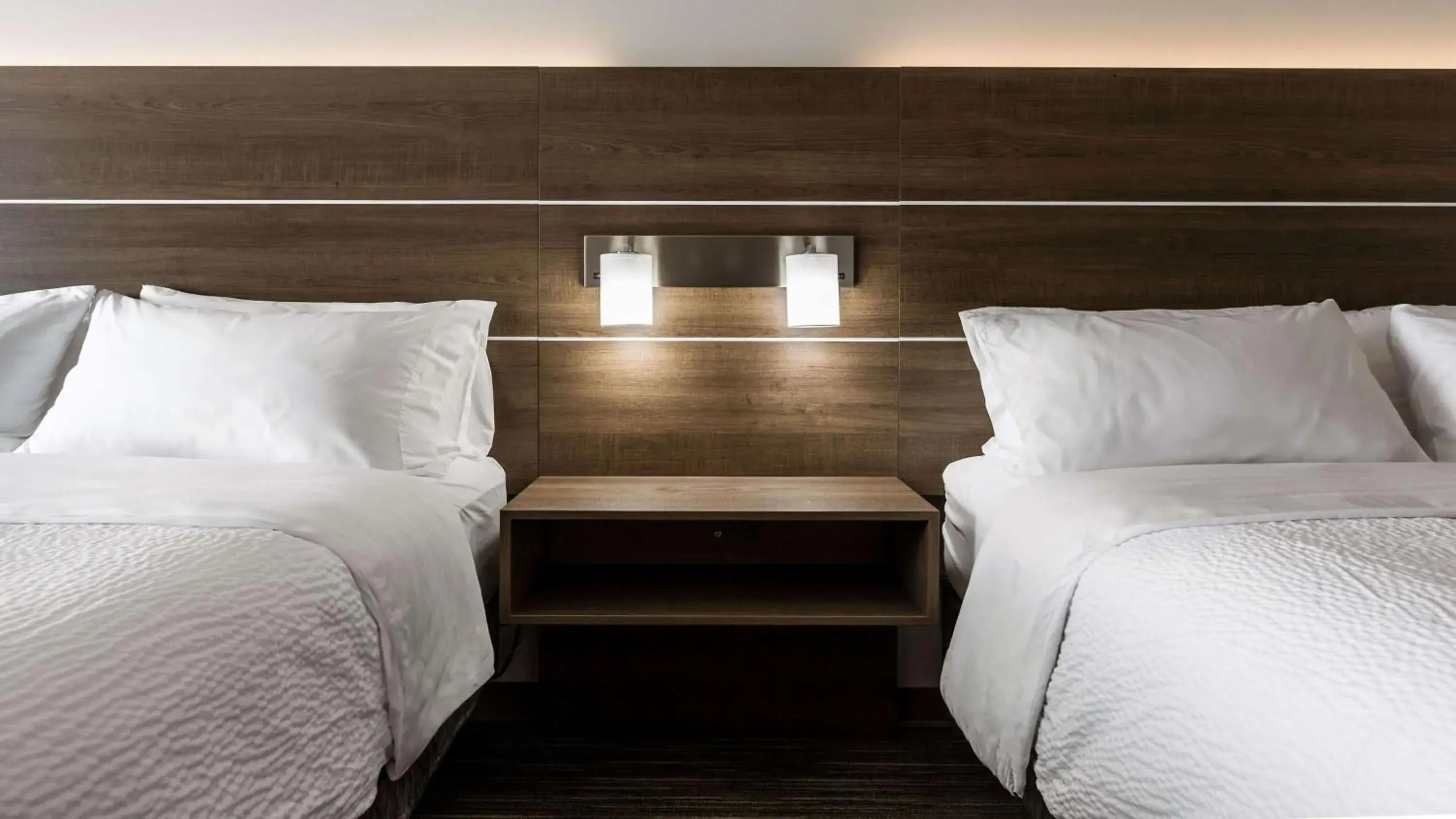 Standard Room in Holiday Inn Express & Suites-Regina-South by IHG Standard Room in Holiday Inn Express & Suites-Regina-South by IHG