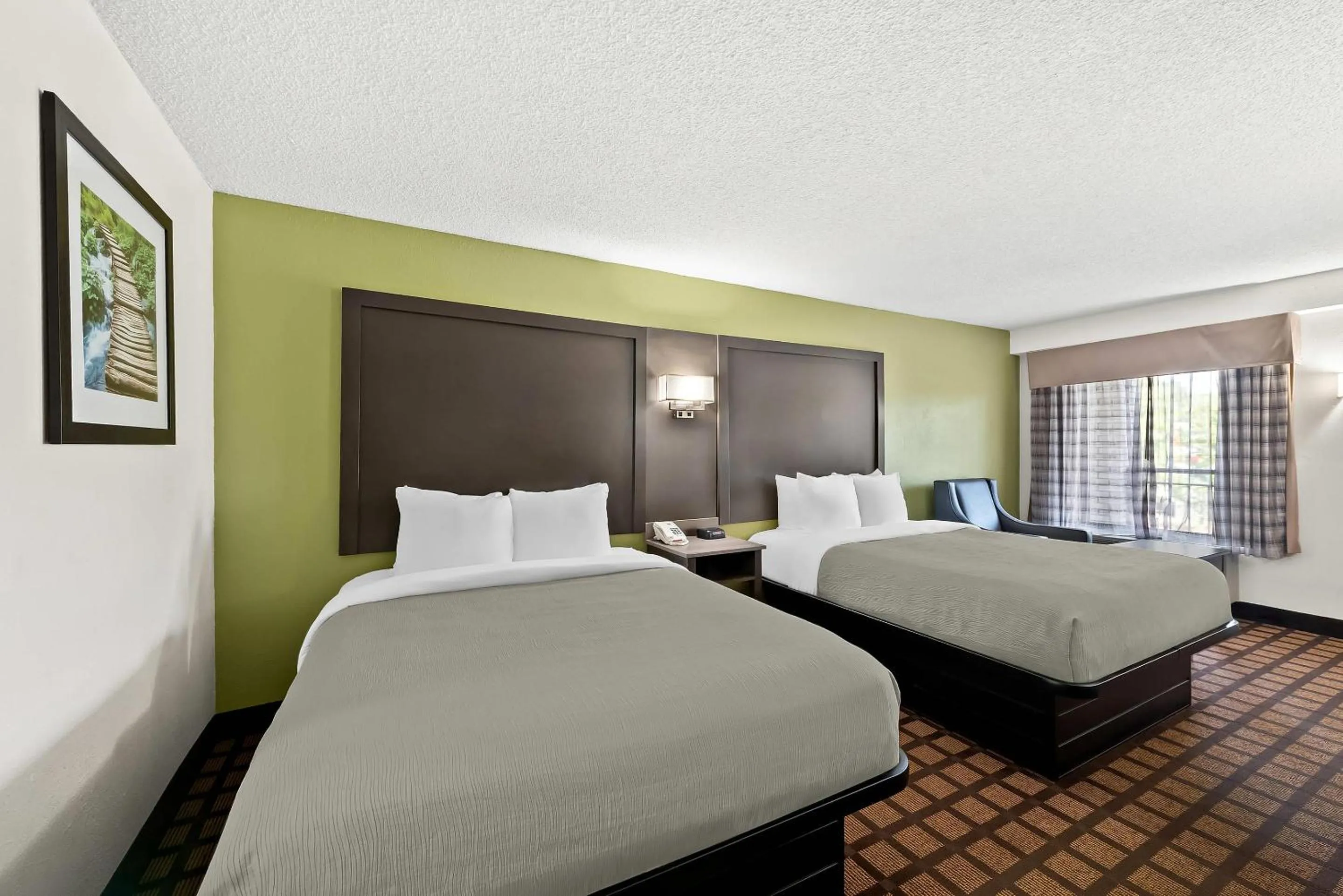 Bedroom, Bed in Quality Inn Raeford