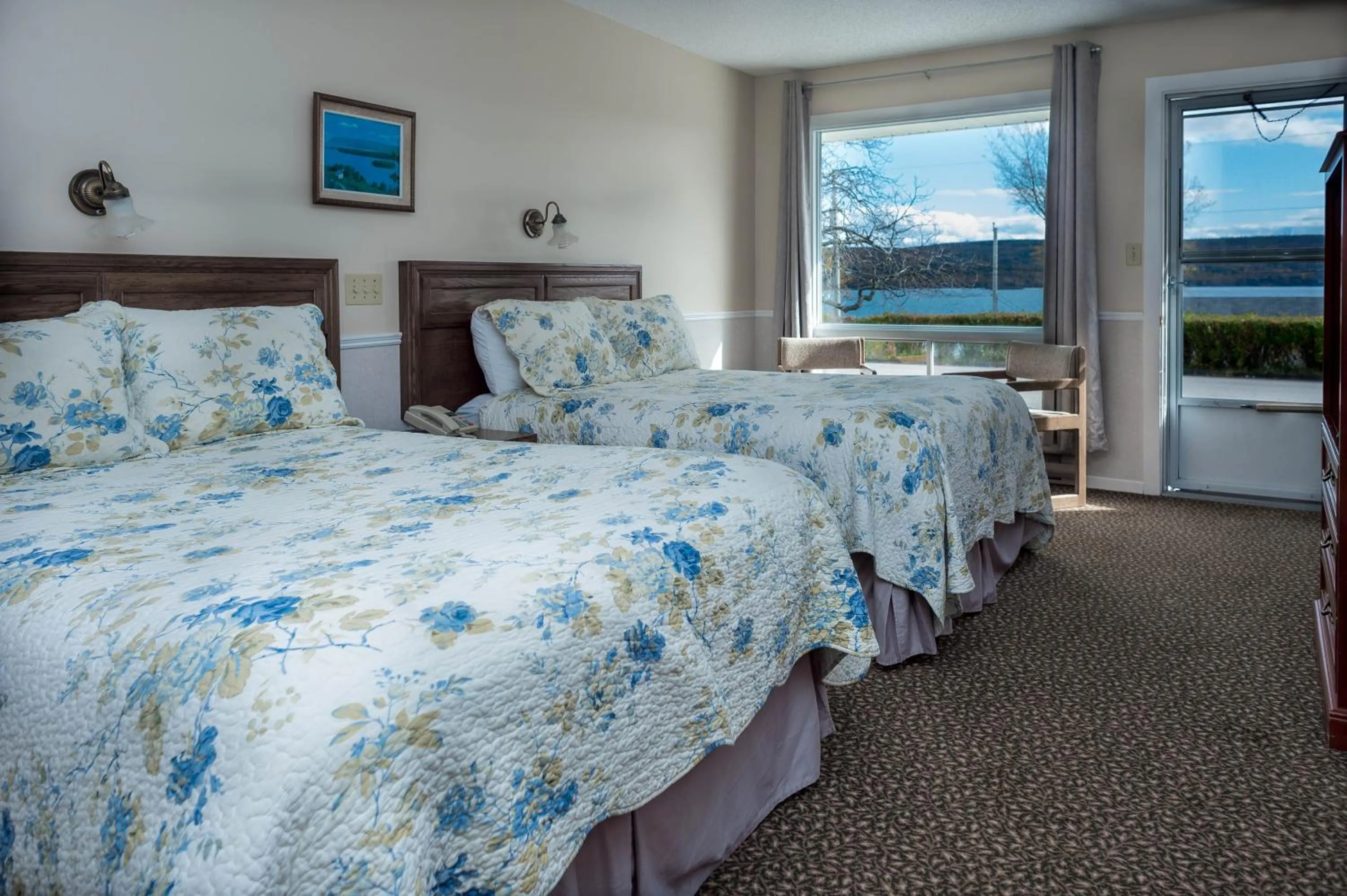 Double Room with Two Double Beds in Cabot Trail Motel