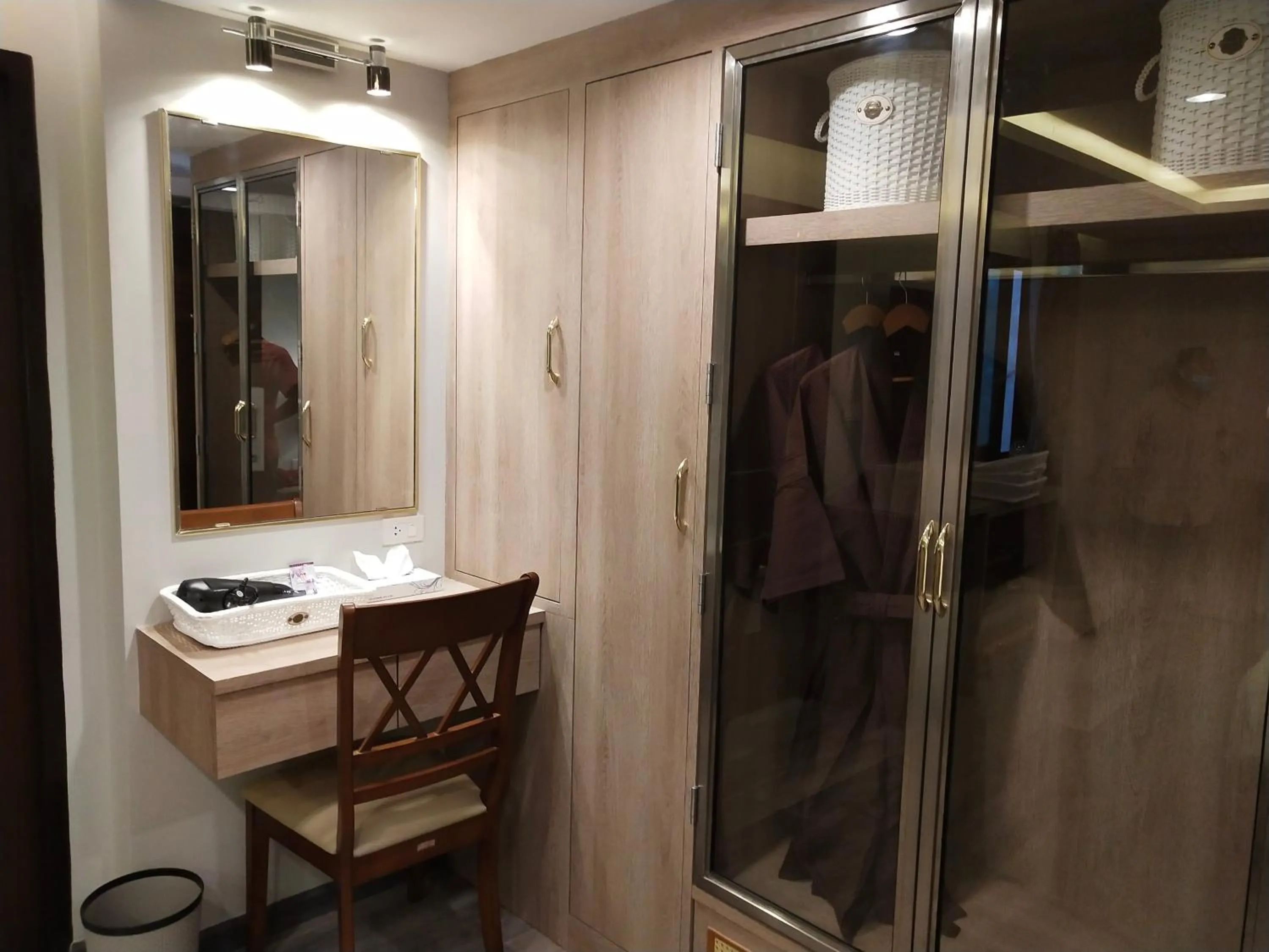 Decorative detail in Hotel De Sripoom