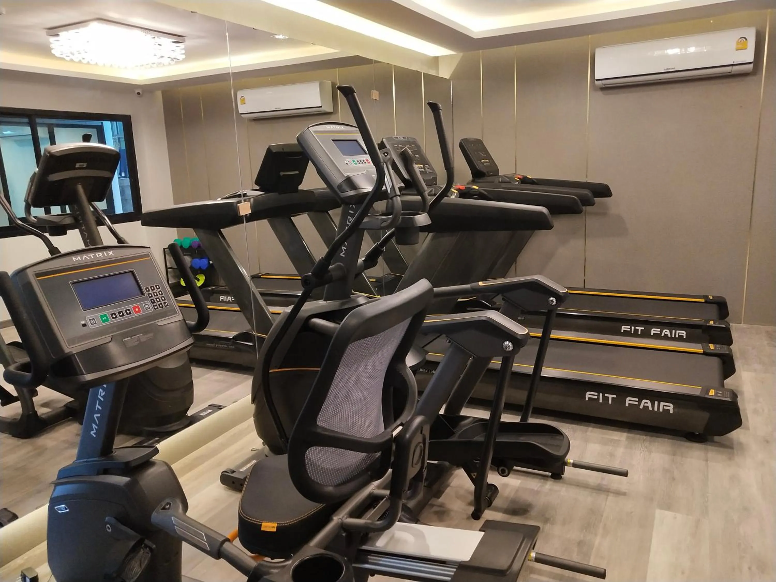 Fitness centre/facilities in Hotel De Sripoom