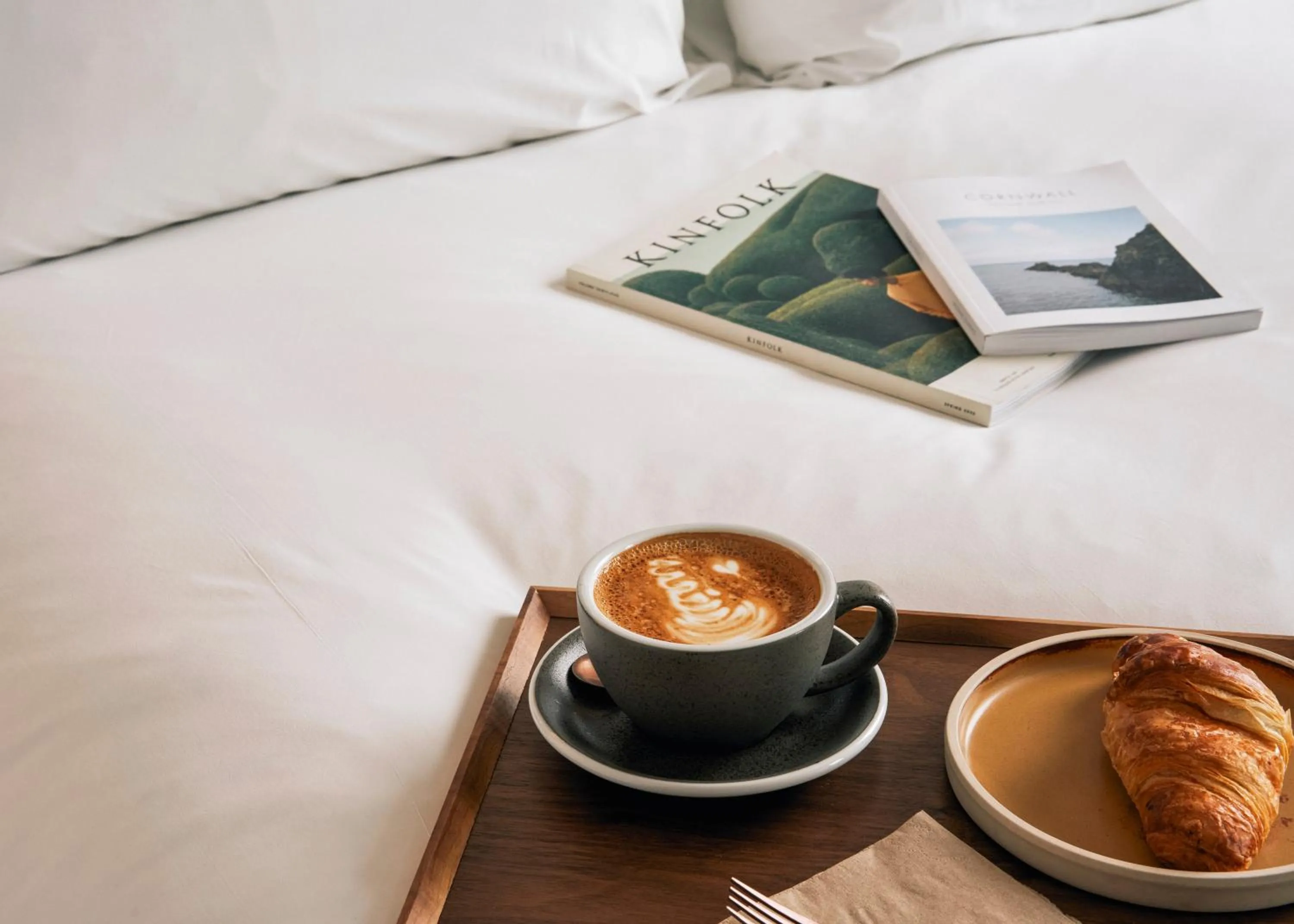 Food and drinks, Bed in Page8, Page Hotels