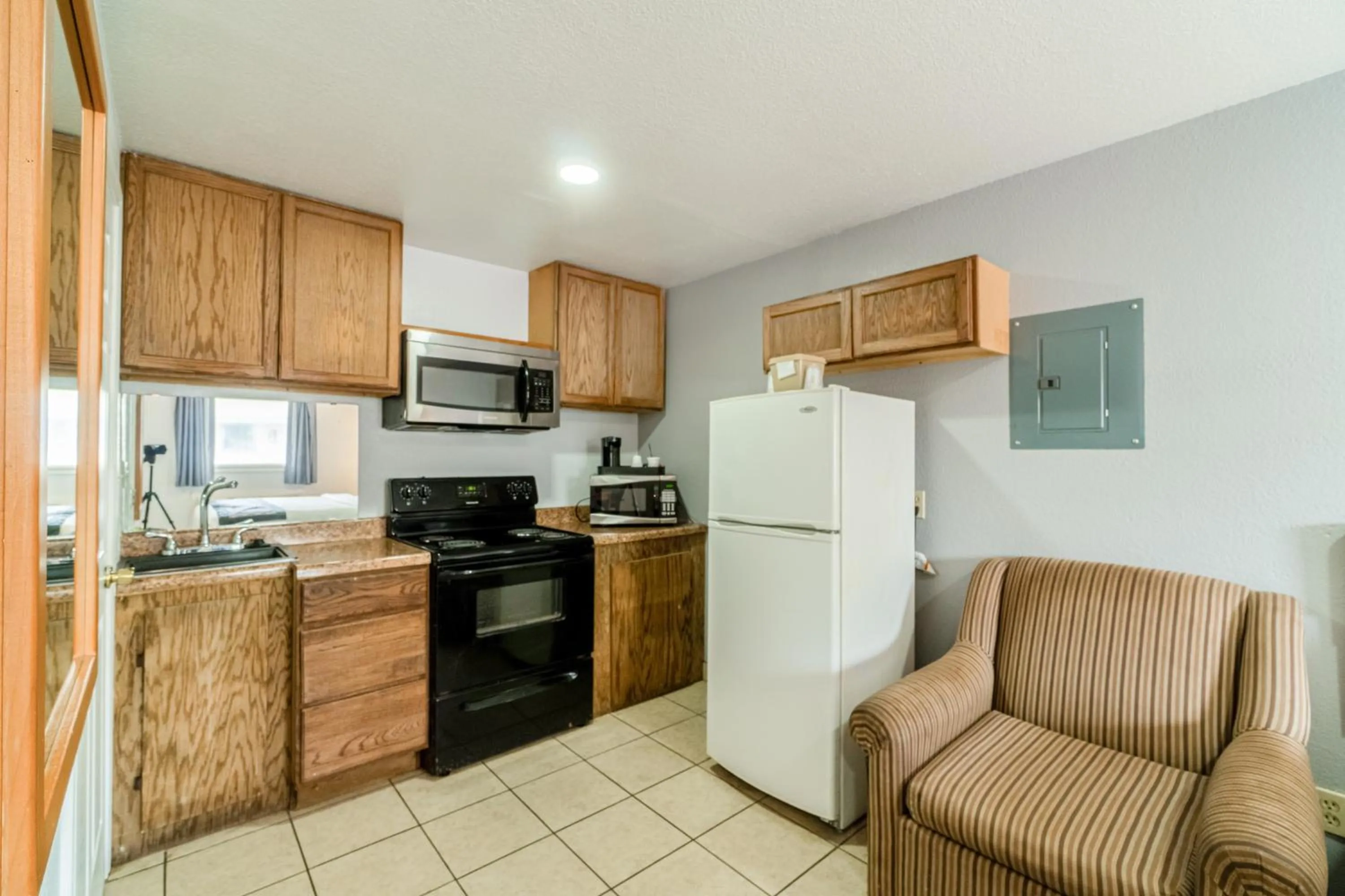kitchen in Purple Sage By OYO Snyder TX