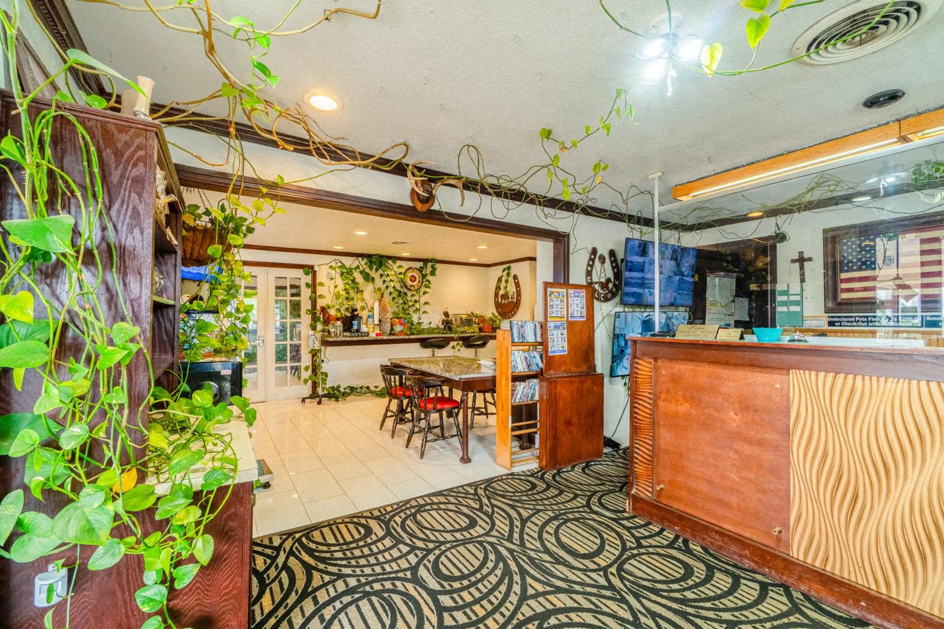 Lobby or reception in Purple Sage By OYO Snyder TX