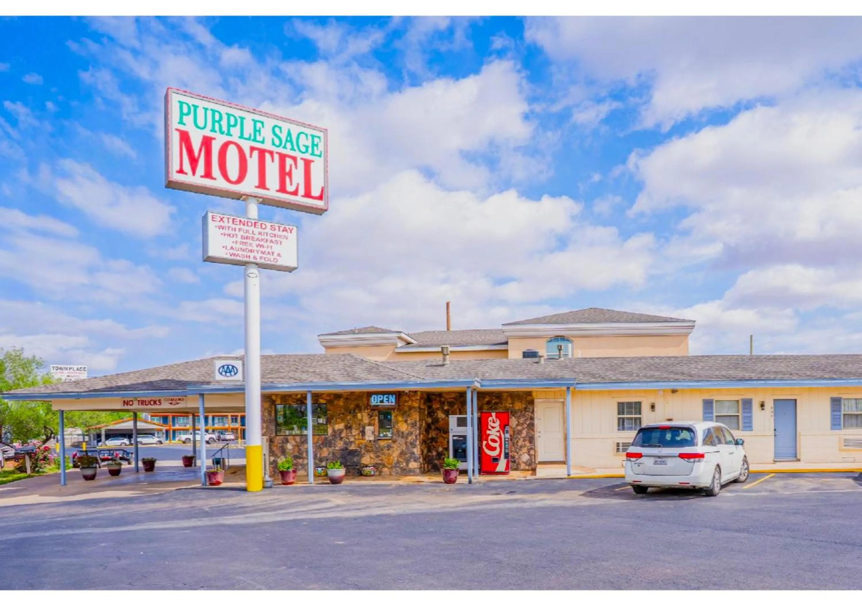 Facade/entrance in Purple Sage By OYO Snyder TX