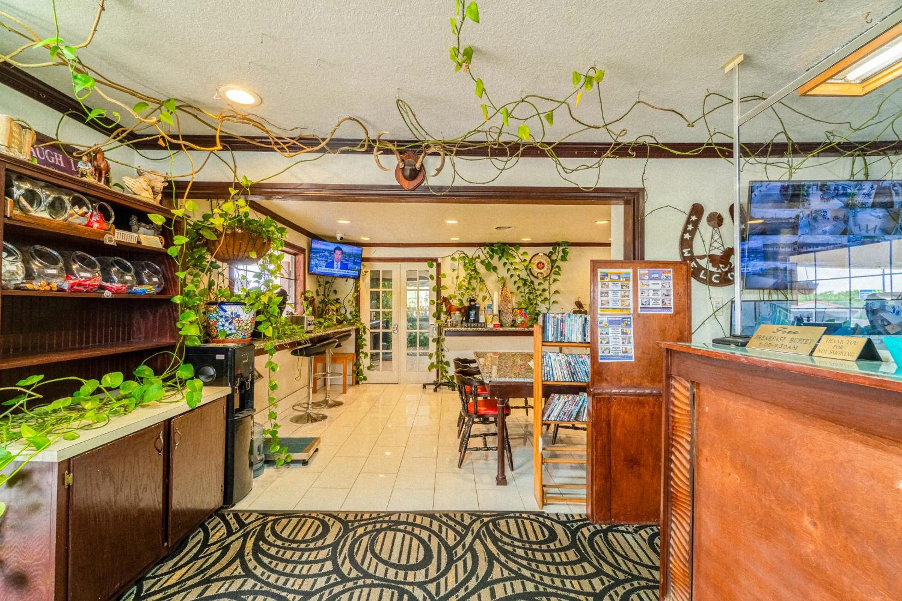 Lobby or reception in Purple Sage By OYO Snyder TX