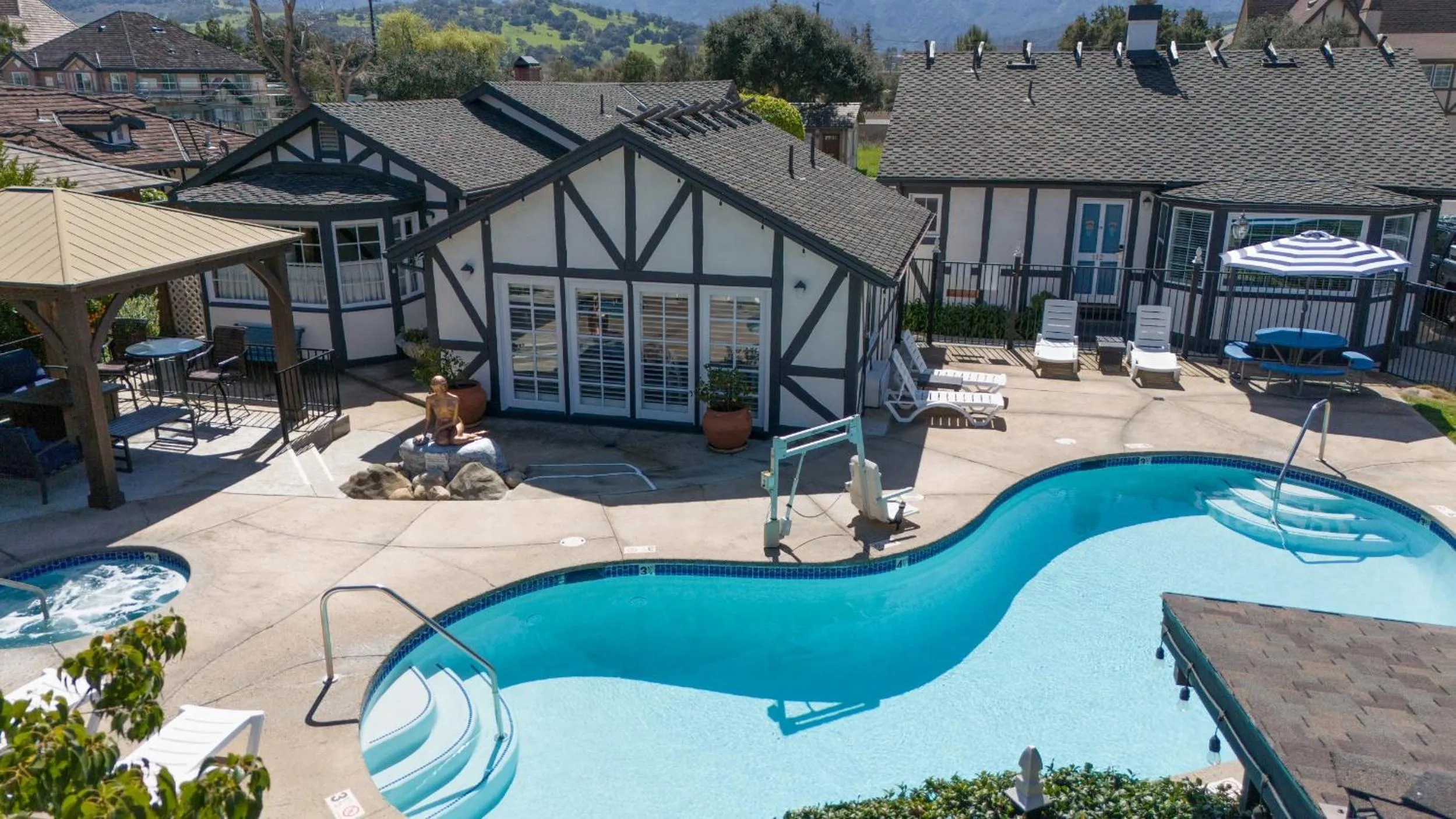 Pool view in Solvang Inn & Cottages