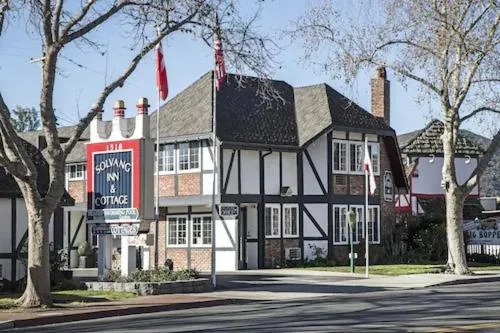 Property building in Solvang Inn & Cottages