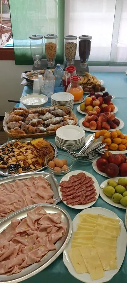 Restaurant/places to eat in Hotel Del Vecchio