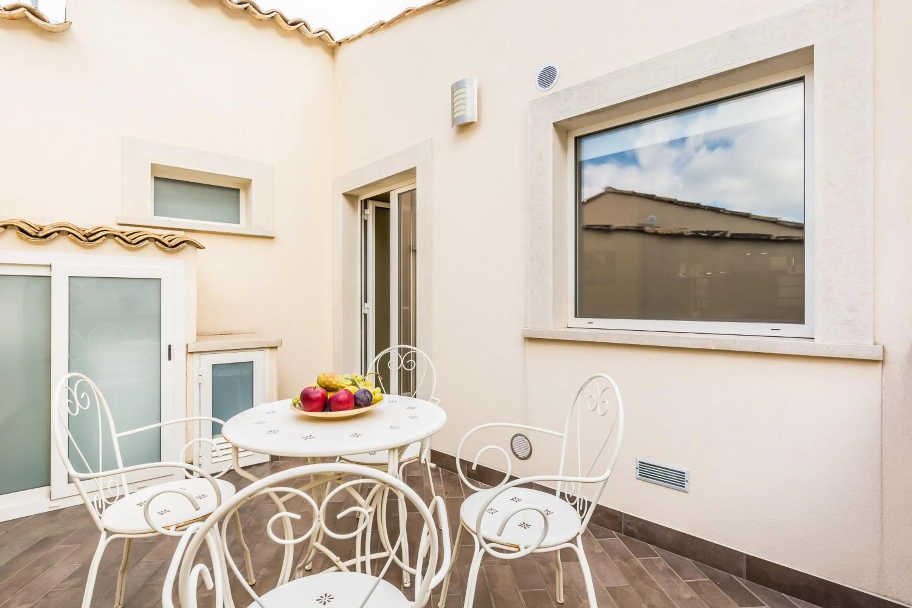 Patio in Modica for Family - Rooms and Apartments