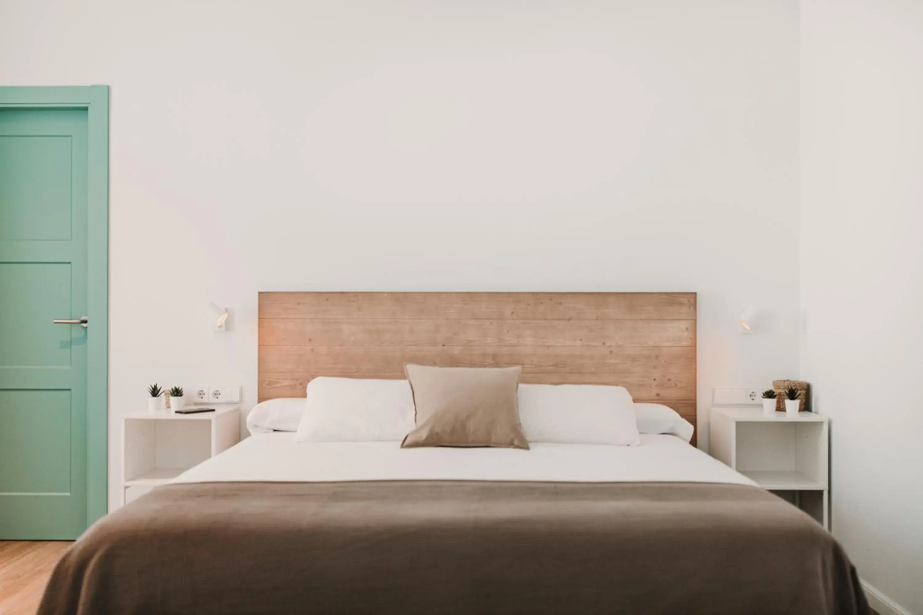 Superior Double Room - single occupancy in Lindala Superior Double Room - single occupancy in Lindala