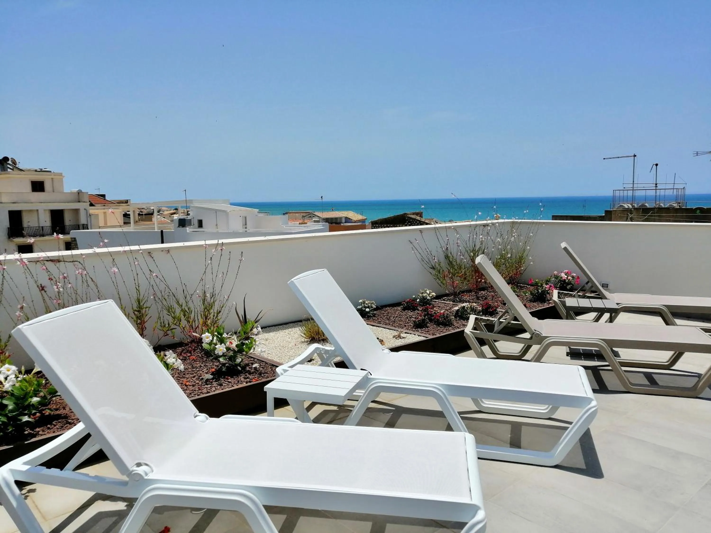 Property building in Searooms - Stanze a Mare