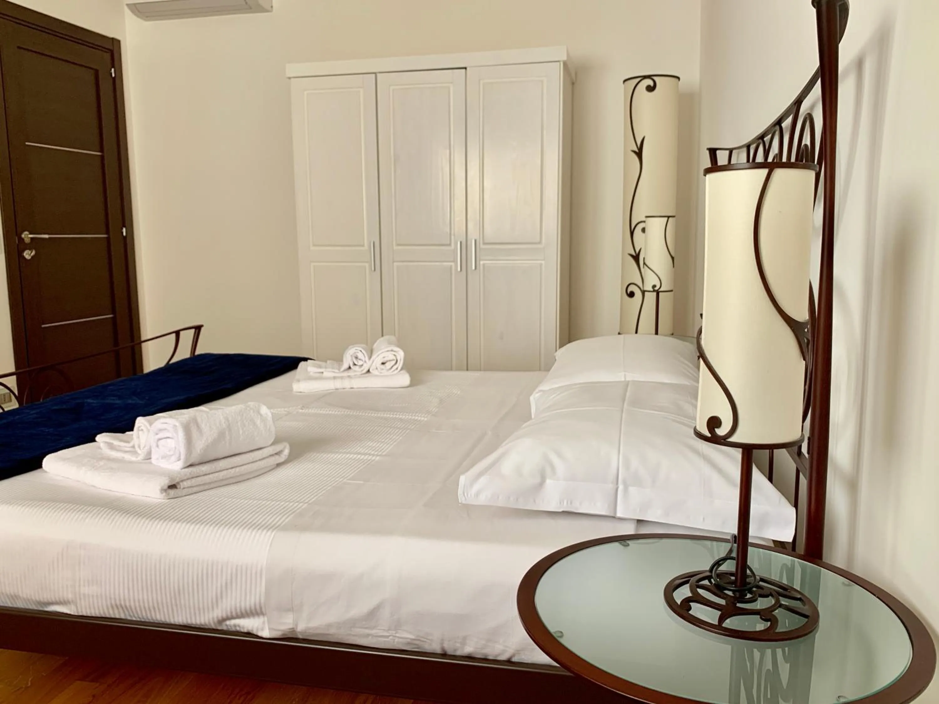 Bed in Searooms - Stanze a Mare