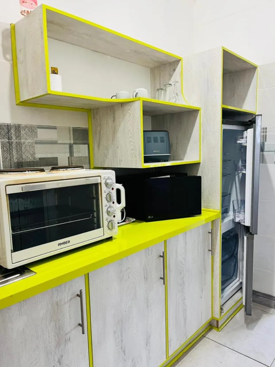 Kitchen or kitchenette in Abecor Hotel